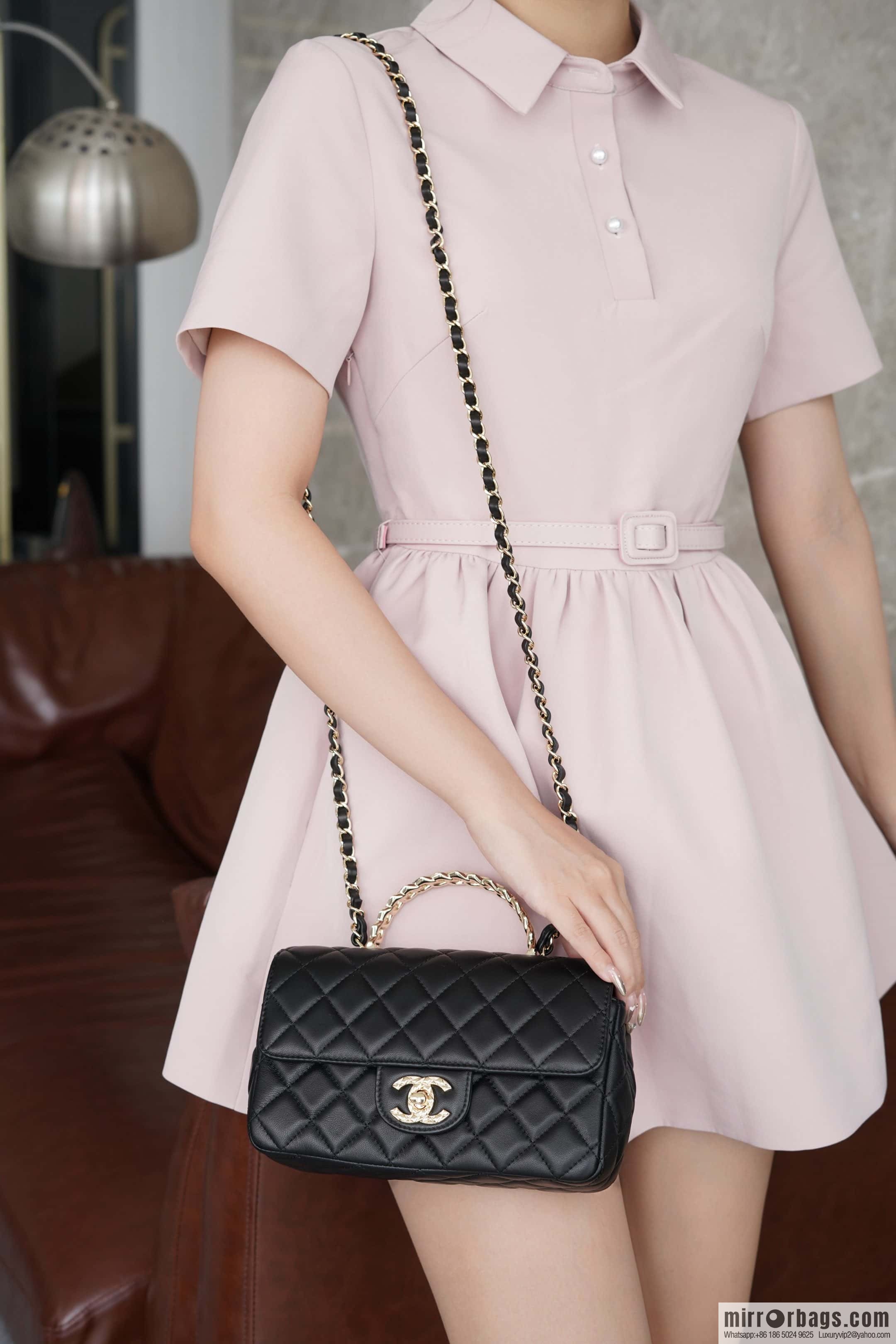 CHANEL CF Mini Wheat Handle 🌾 AS4924