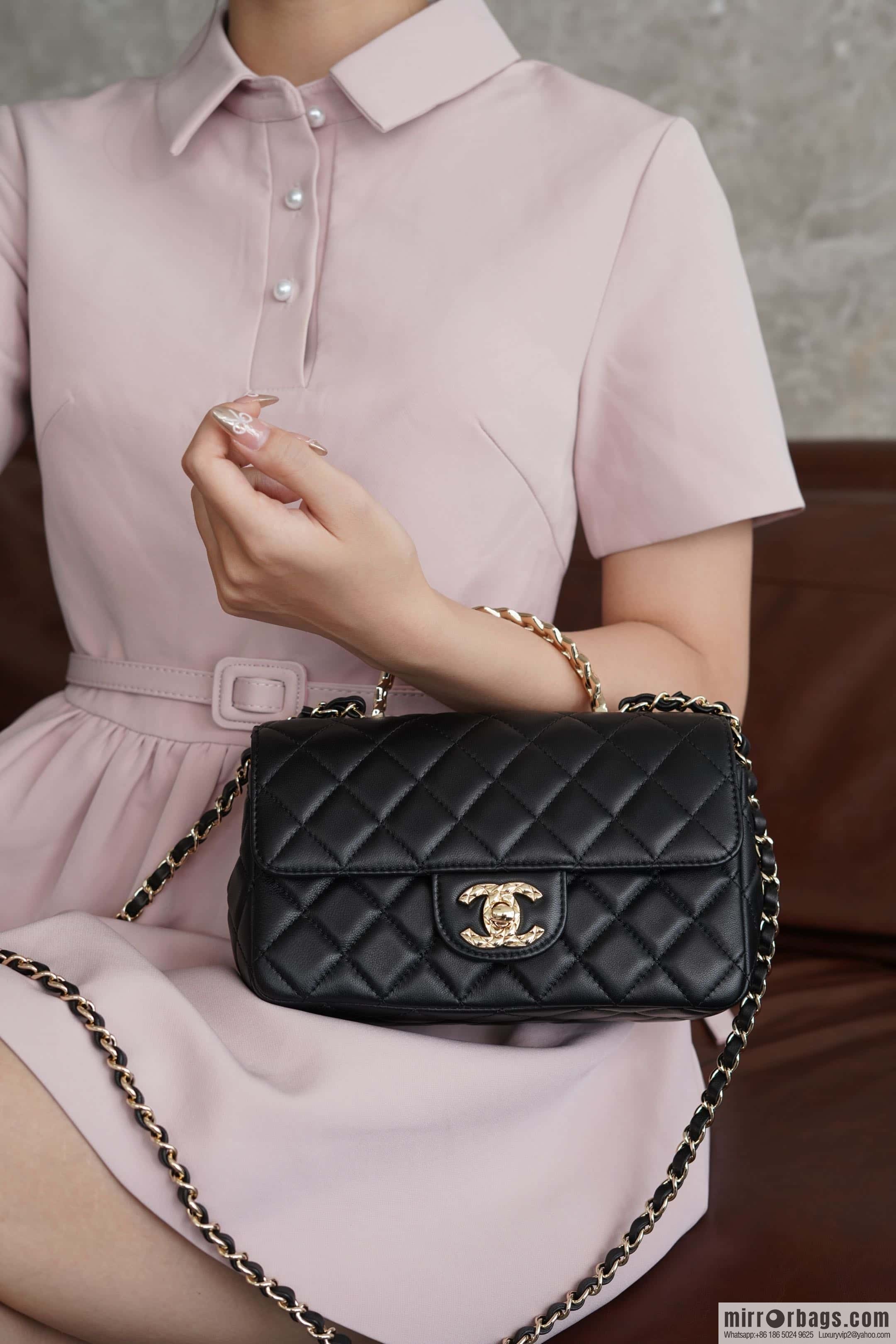 CHANEL CF Mini Wheat Handle 🌾 AS4924