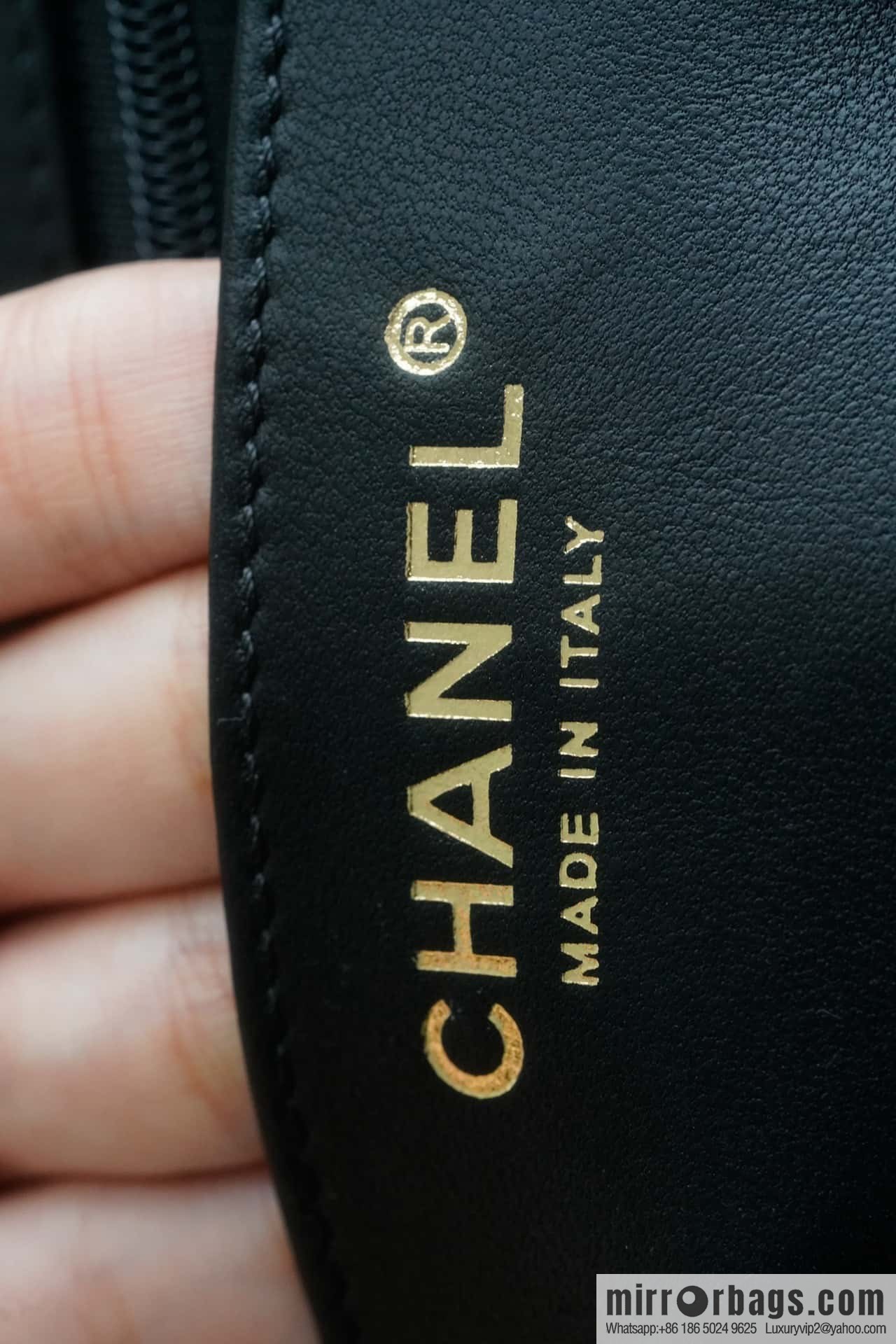 CHANEL CF Mini Wheat Handle 🌾 AS4924