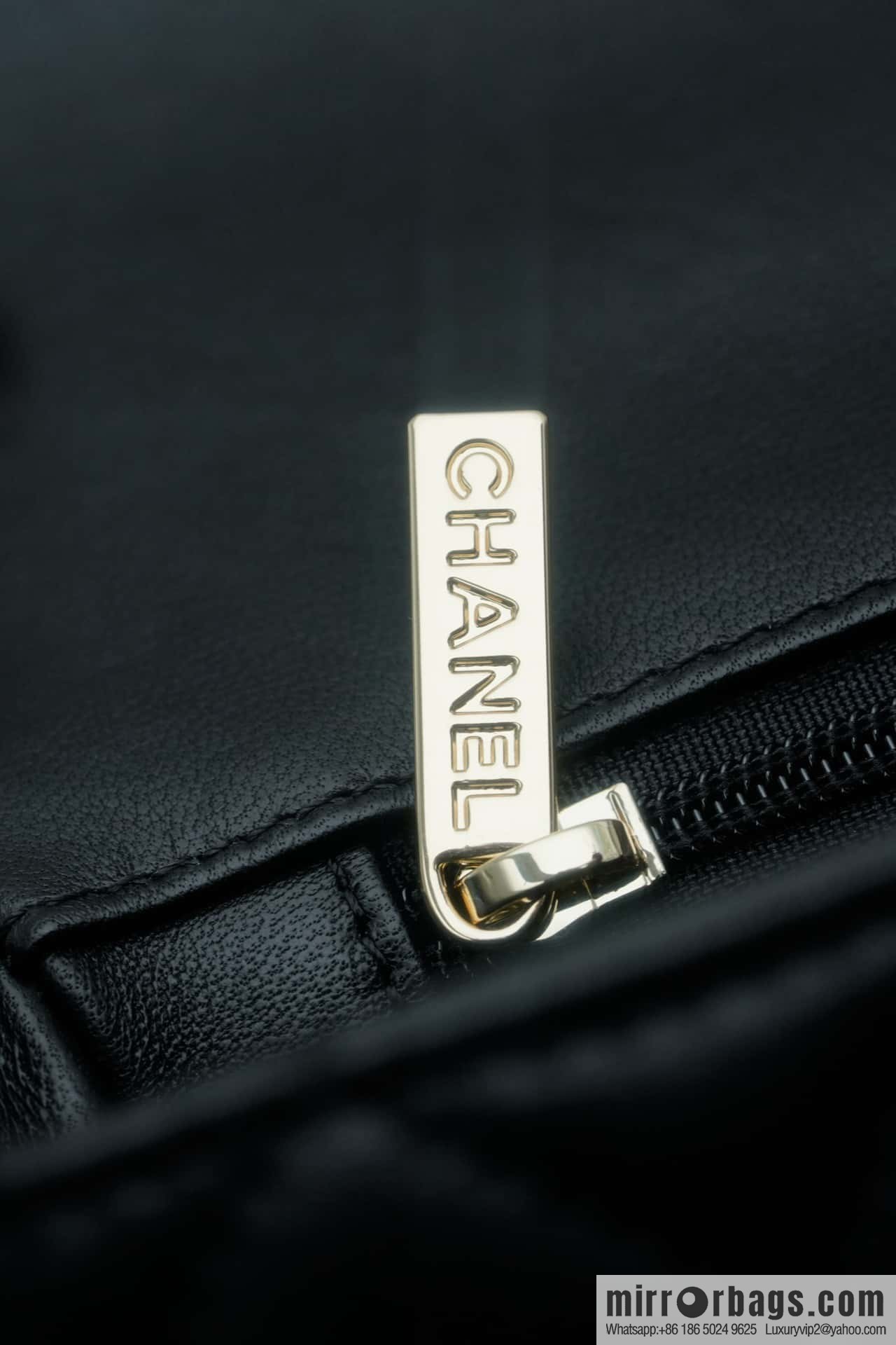 CHANEL CF Mini Wheat Handle 🌾 AS4924