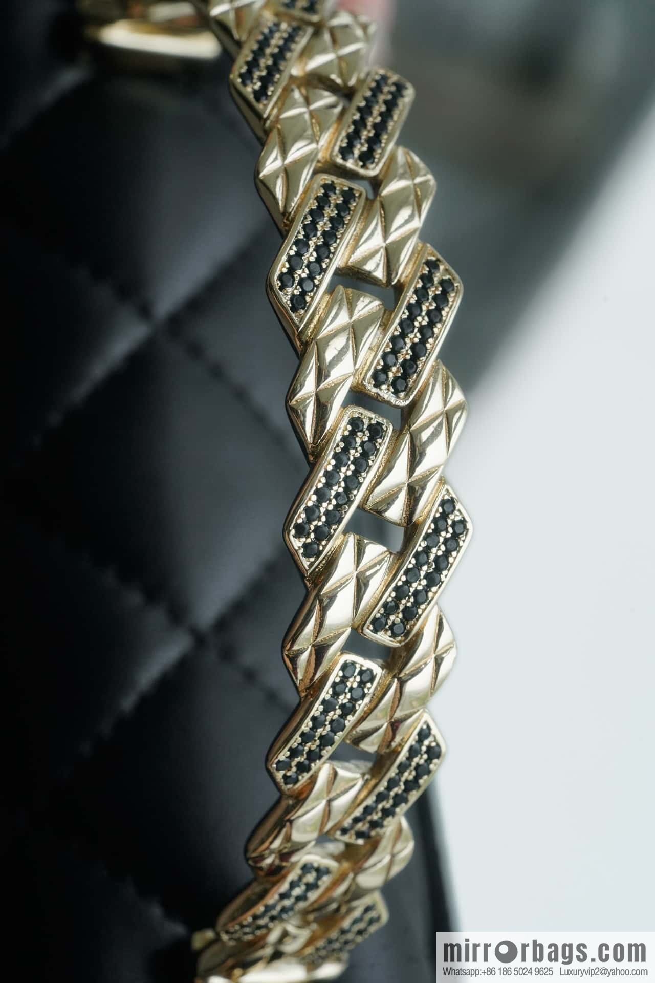 CHANEL CF Mini Wheat Handle 🌾 AS4924