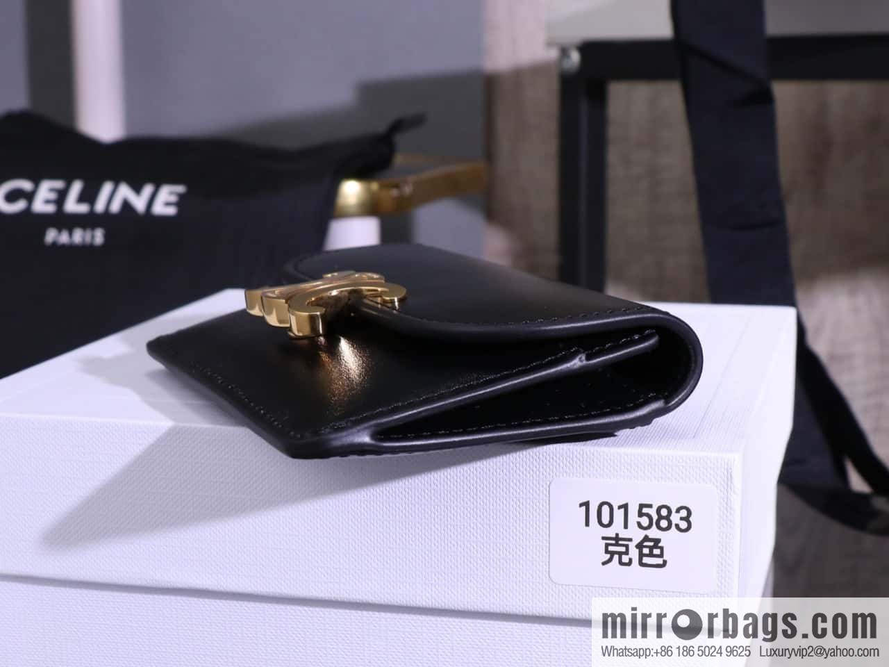 [Premium quality, all-steel hardware] 💃🏻 CELINE's latest TRIOMPHE cowhide flip card bag model number: 101583