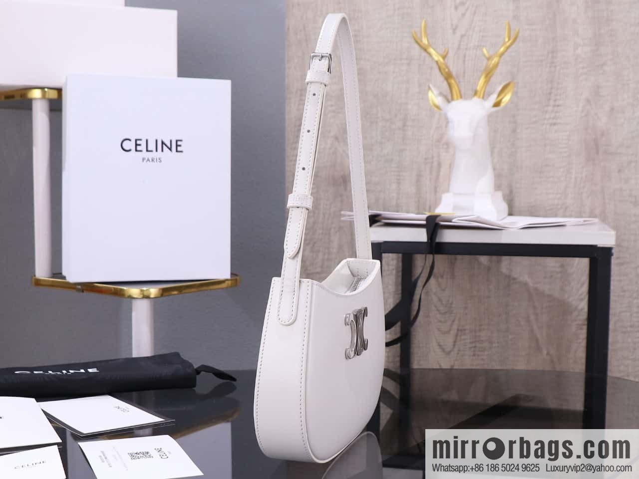 CELIN_E 2024 | TILLY medium shiny cow leather handbag The latest armpit bag number: 115703BF4.38NO