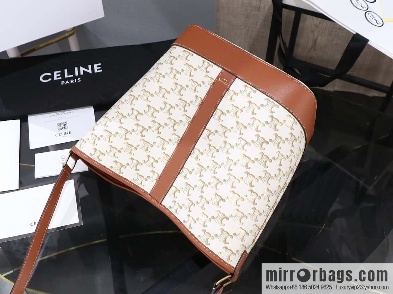[All Steel Hardware] CELIN'TRIOMPHE Canvas Laohua Medium Bucket Bag 191132