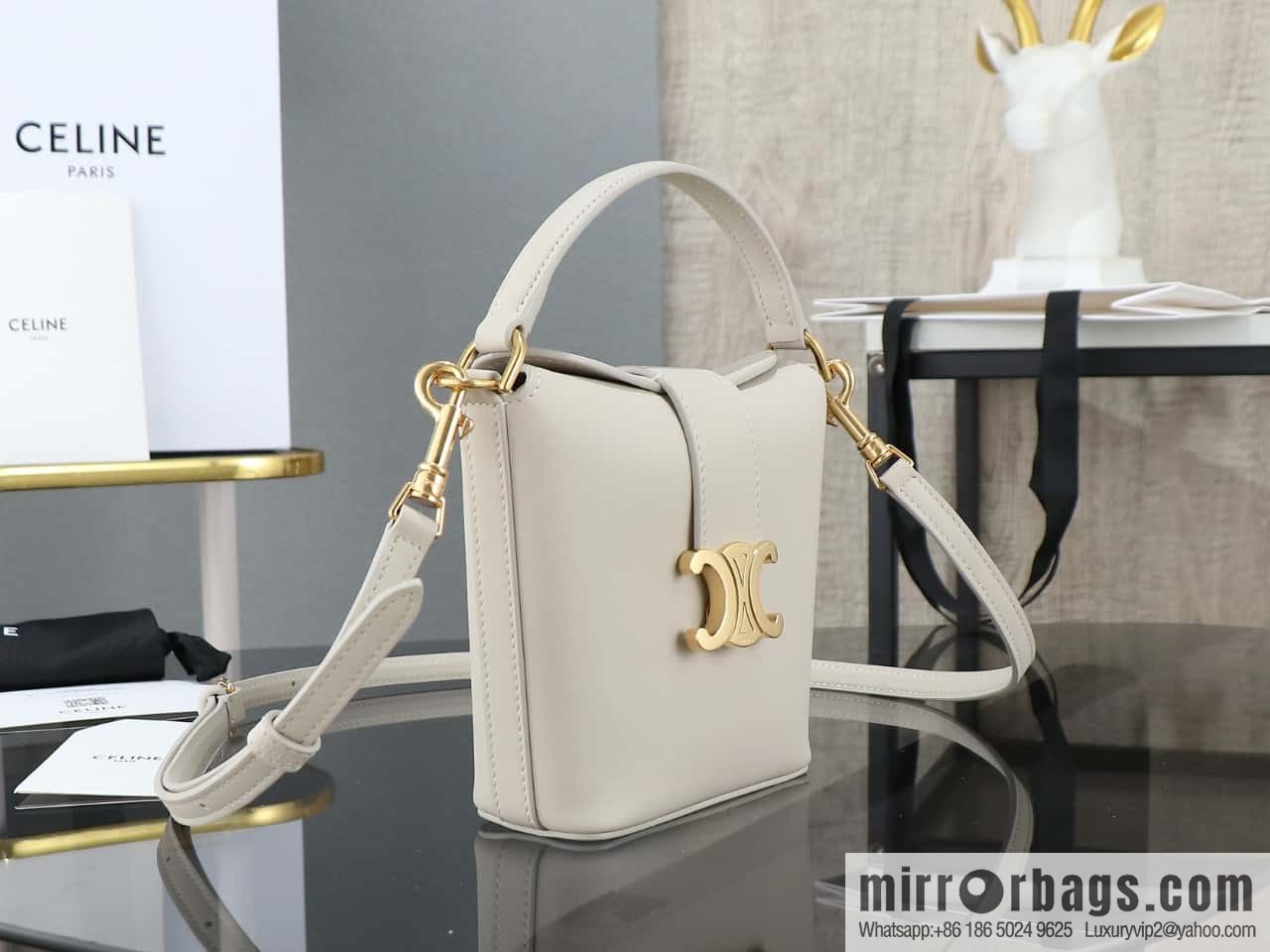 [Premium quality, all-steel hardware] CELIN_E TRIOMPHE mini cowhide bucket bag model: 10k943