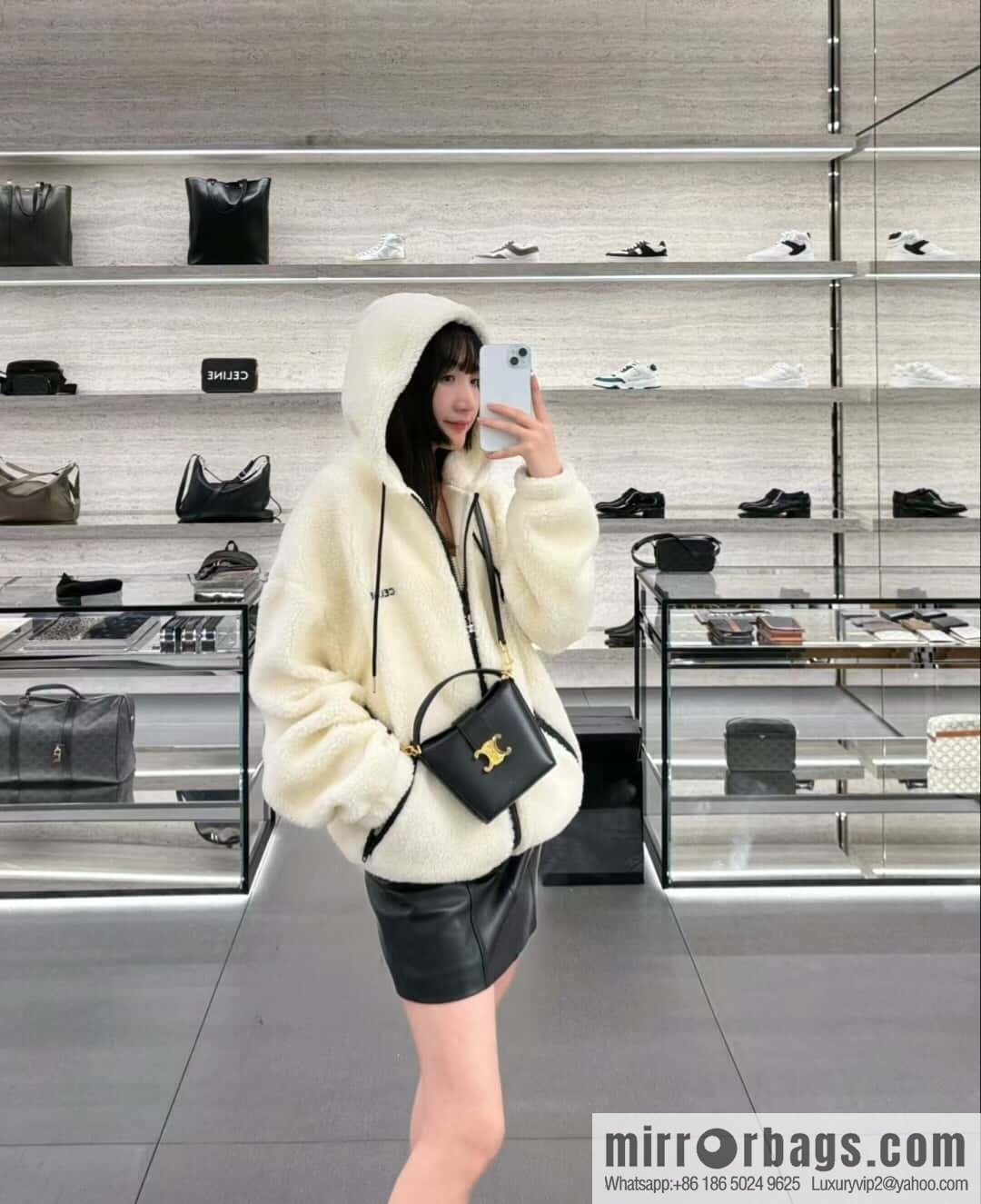 [Premium quality, all-steel hardware] CELIN_E TRIOMPHE mini cowhide bucket bag model: 10k943