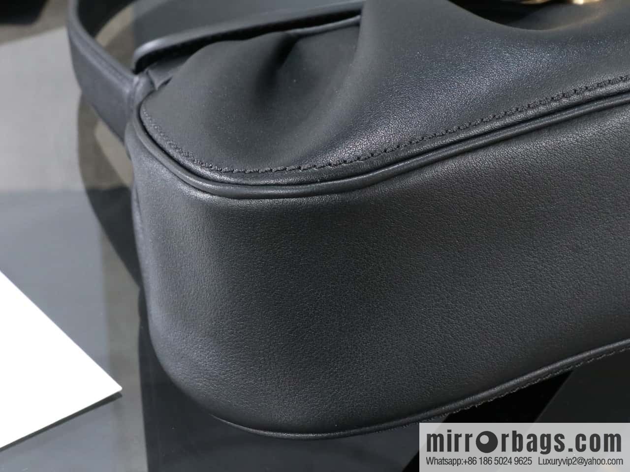 [Premium all-steel hardware] New CE spring and summer series new POLLY bag model number: 115633