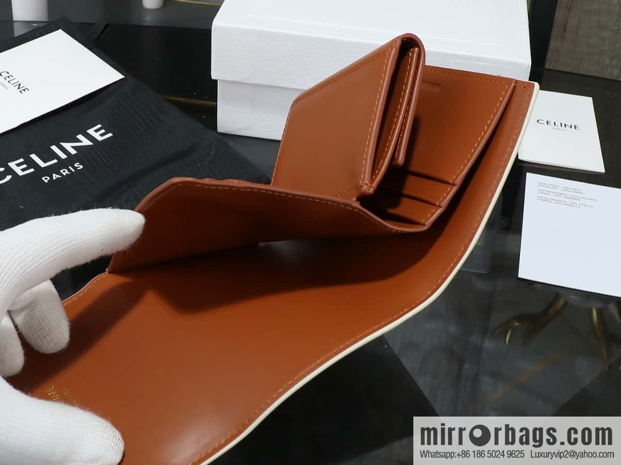 [Premium all-steel hardware] CE three-fold wallet, simple old flower three-fold wallet, model number: 100782