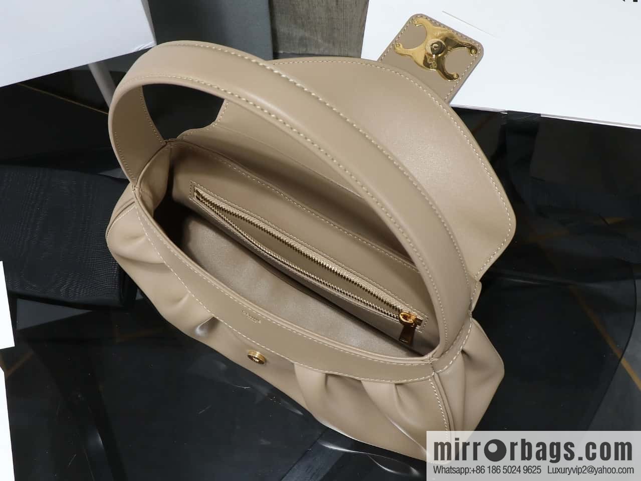 [Premium all-steel hardware] New CE spring and summer series new POLLY bag model number: 115633