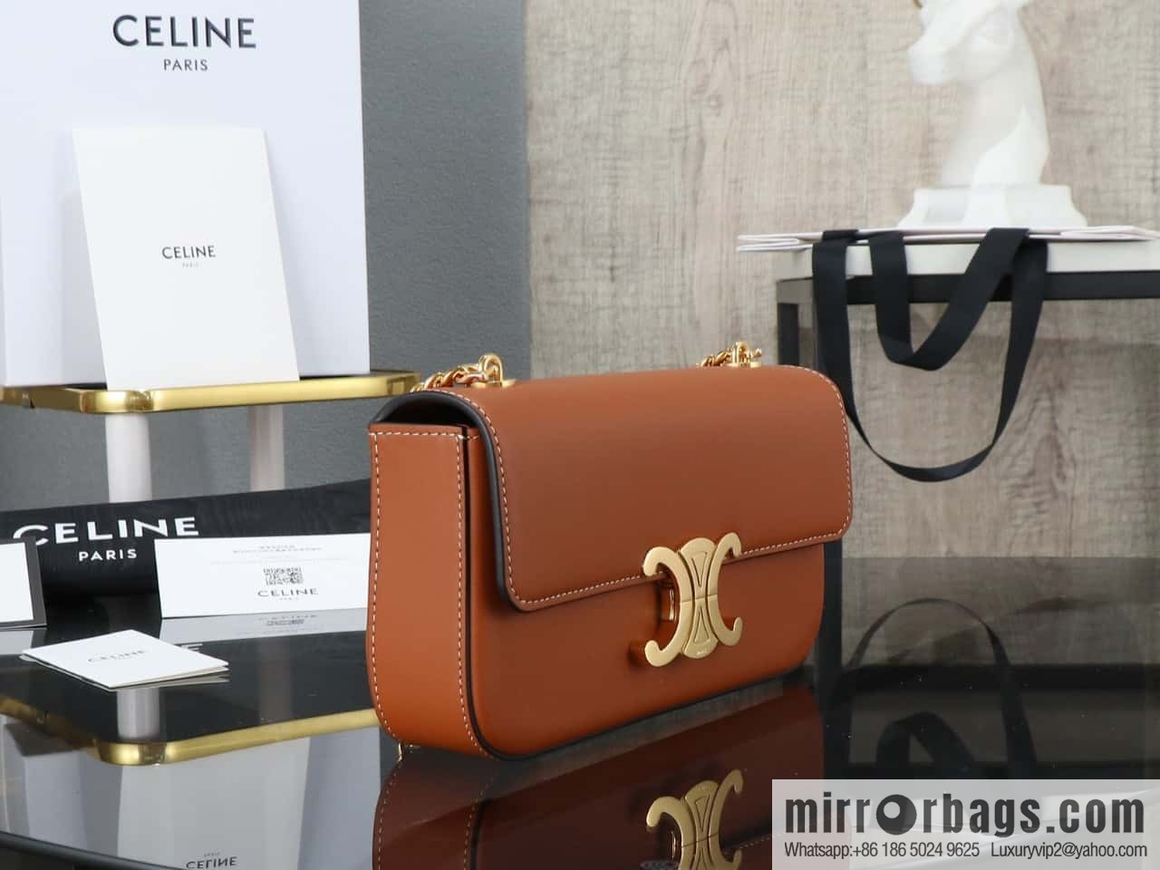 Premium all-steel hardware 】 𝗖𝗘𝗟𝗜𝗡𝗘 𝑻𝒓𝒊𝒐𝒎𝒑𝒉𝒆 chain armpit bag Model: 197992