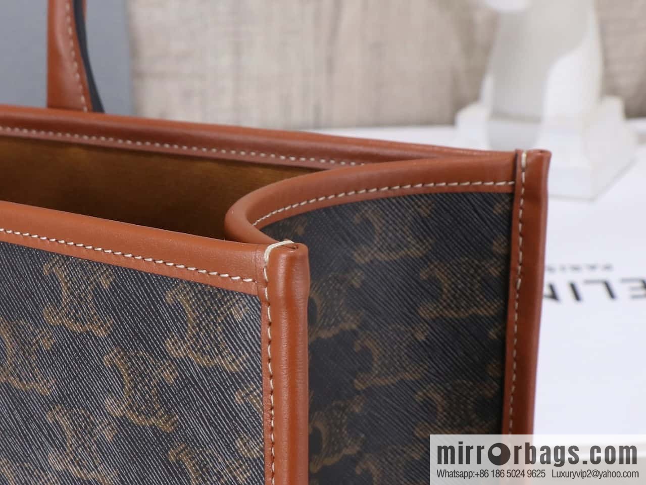 [Premium grade, all-steel hardware] CELIN-E CABAS TRIOMPHE TOTE logo printed cow leather horizontal handbag number: 194342CS8.27FX