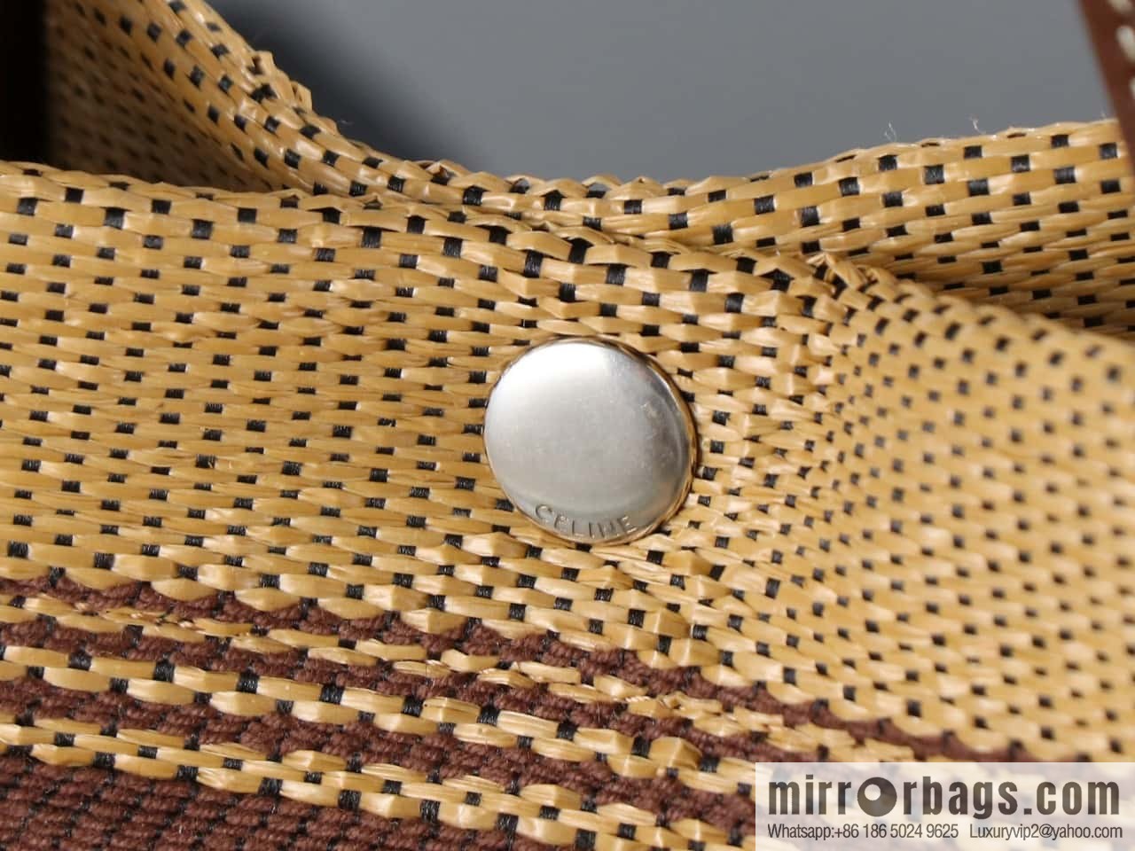 [Premium all-steel hardware] New product launched CE new fabric series handbag model number: 116992