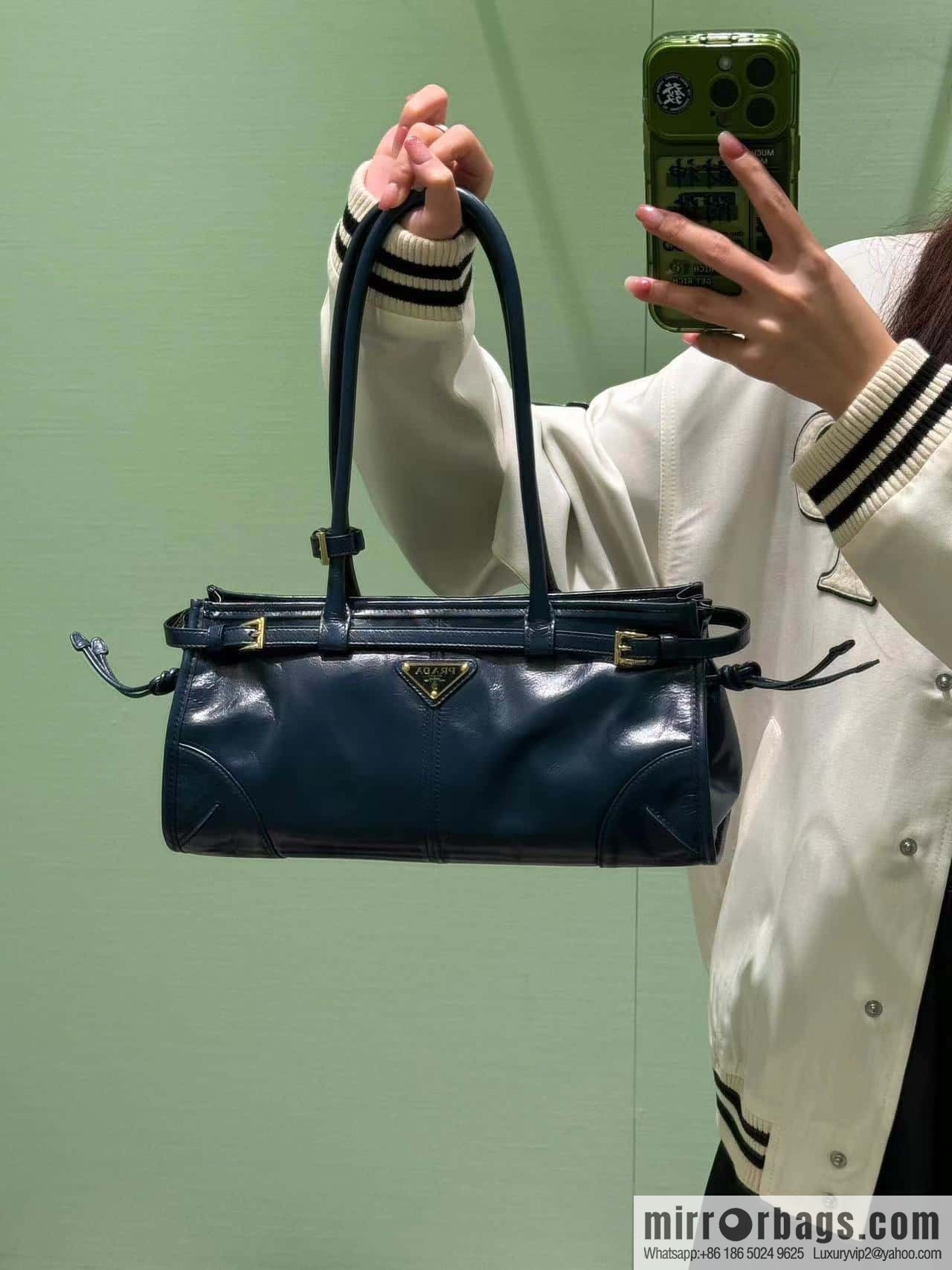 PRADA 🎉 LusSo lf oil wax leather 🎉 1BA426 small new color🎉🎉