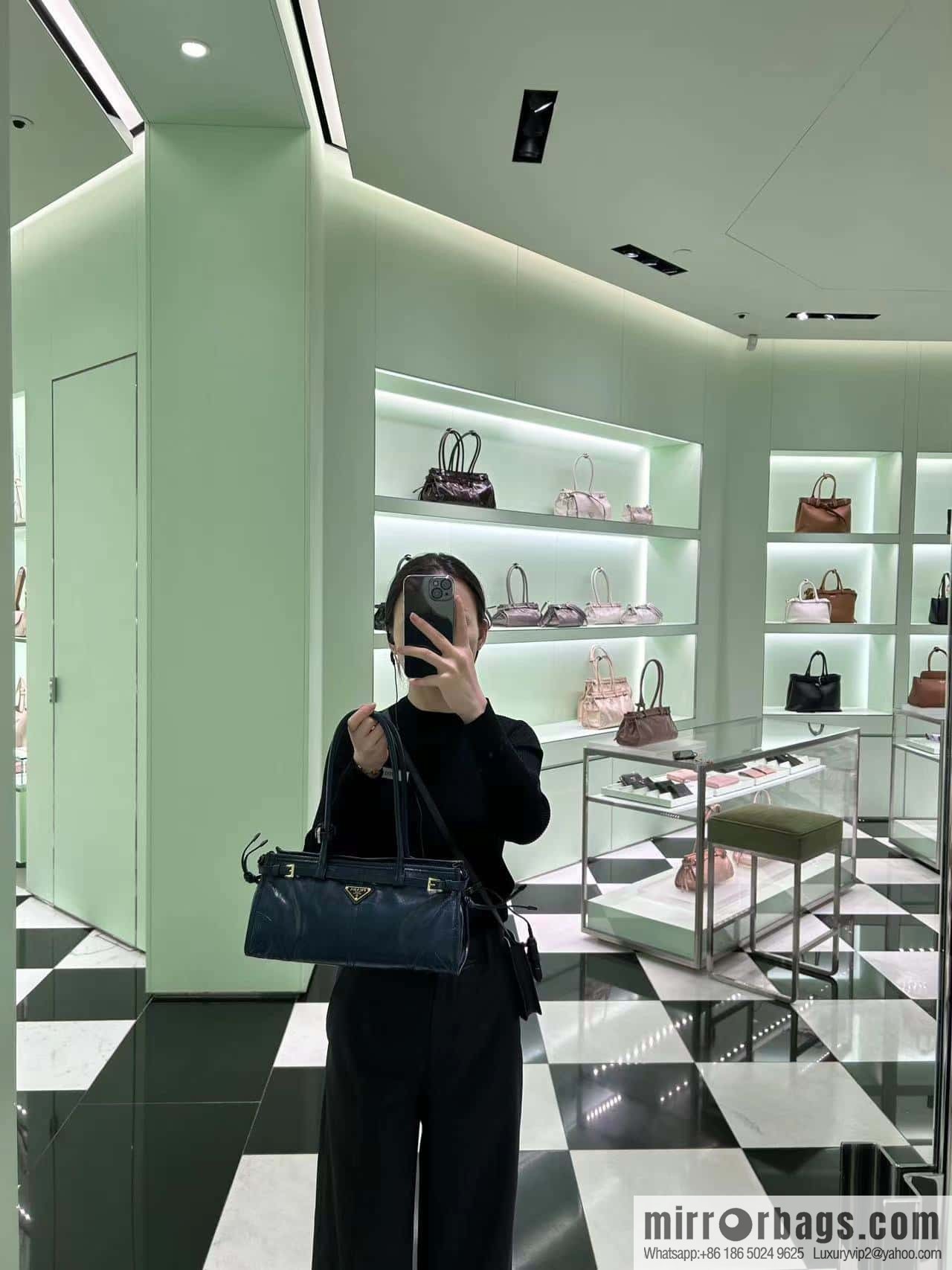 PRADA 🎉 LusSo lf oil wax leather 🎉 1BA426 small new color🎉🎉