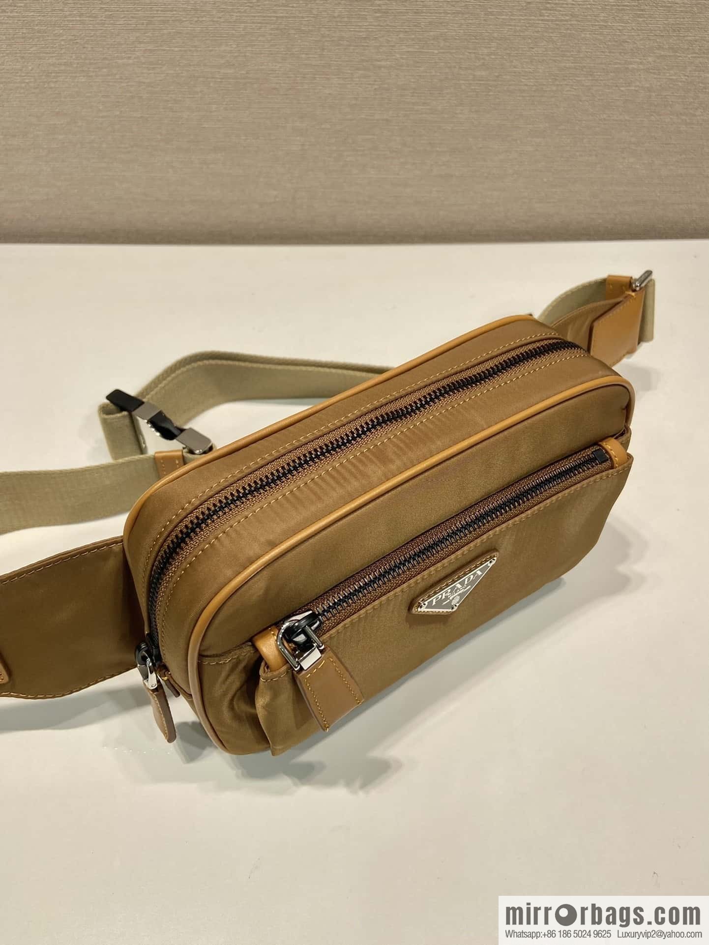 PRADA 🎉 classic explosion 🎉 2VL977 cork color