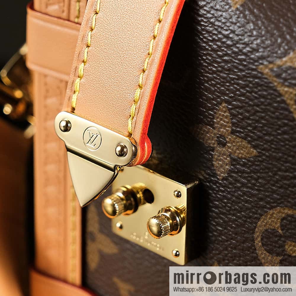 LV 𝑺𝑰𝑫𝑬 𝑻𝑹𝑼𝑵𝑲 Chip Diamond Jump Code Medium Series #M