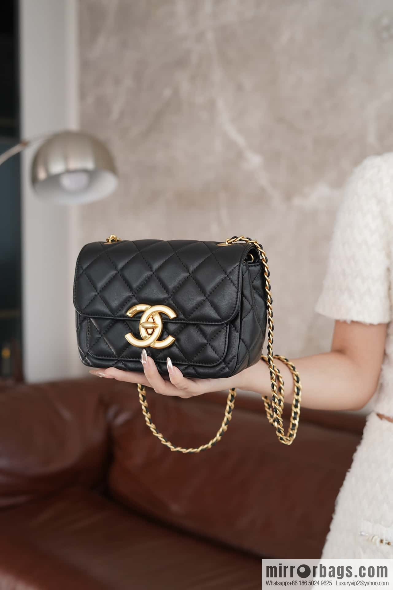 CHANEL Double 𝐂 𝒍𝒐𝒈𝒐 cover bag, black gold, genuine leather AS5026 B17620 94305