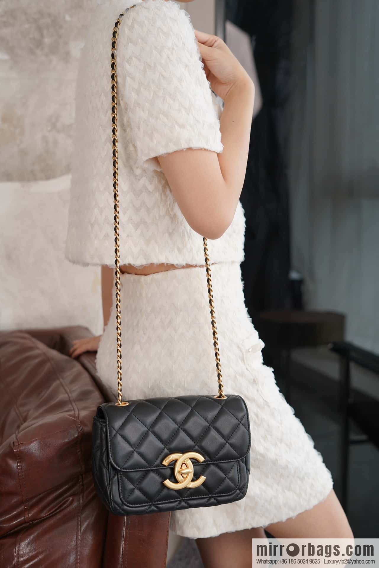 CHANEL Double 𝐂 𝒍𝒐𝒈𝒐 cover bag, black gold, genuine leather AS5026 B17620 94305