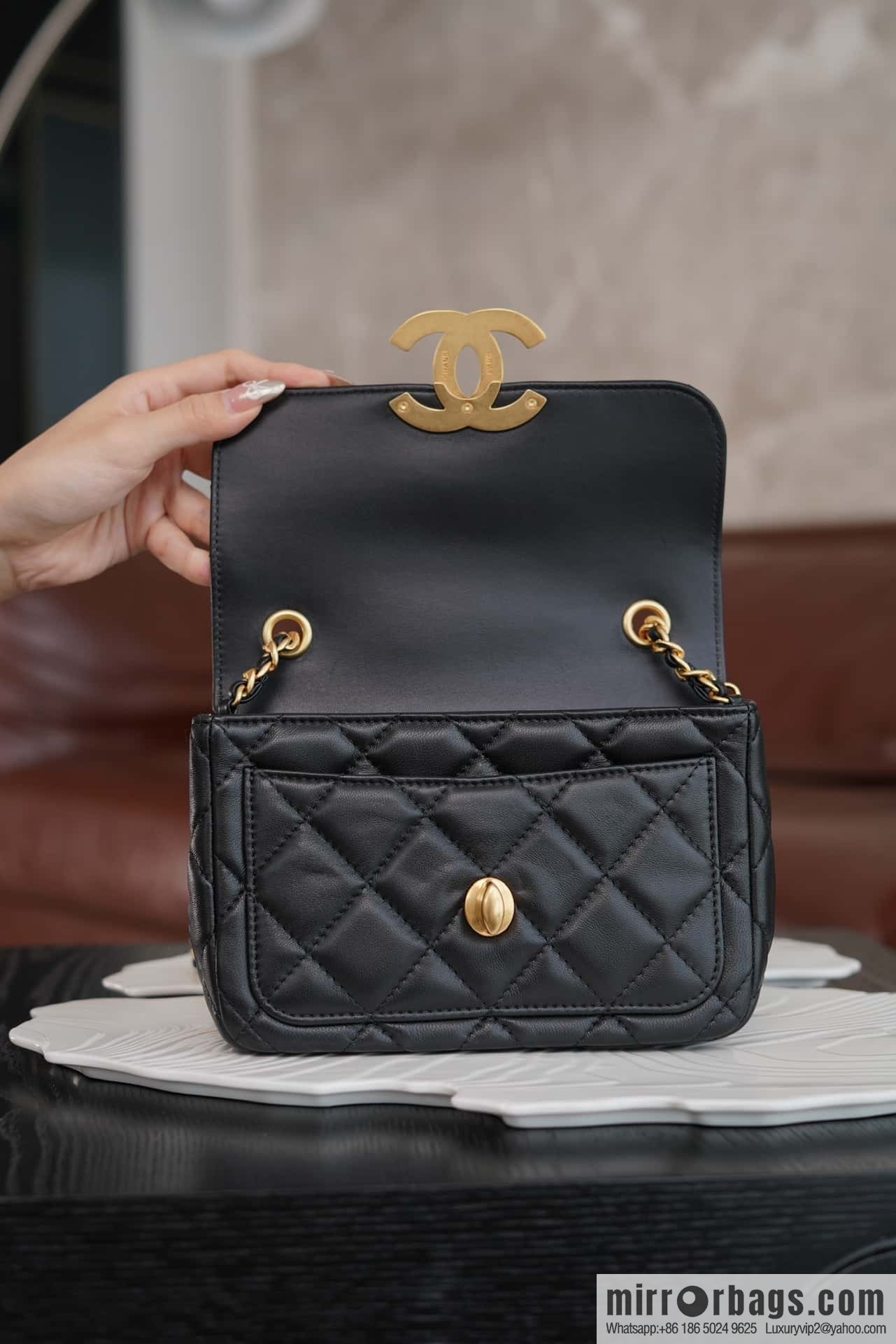 CHANEL Double 𝐂 𝒍𝒐𝒈𝒐 cover bag, black gold, genuine leather AS5026 B17620 94305