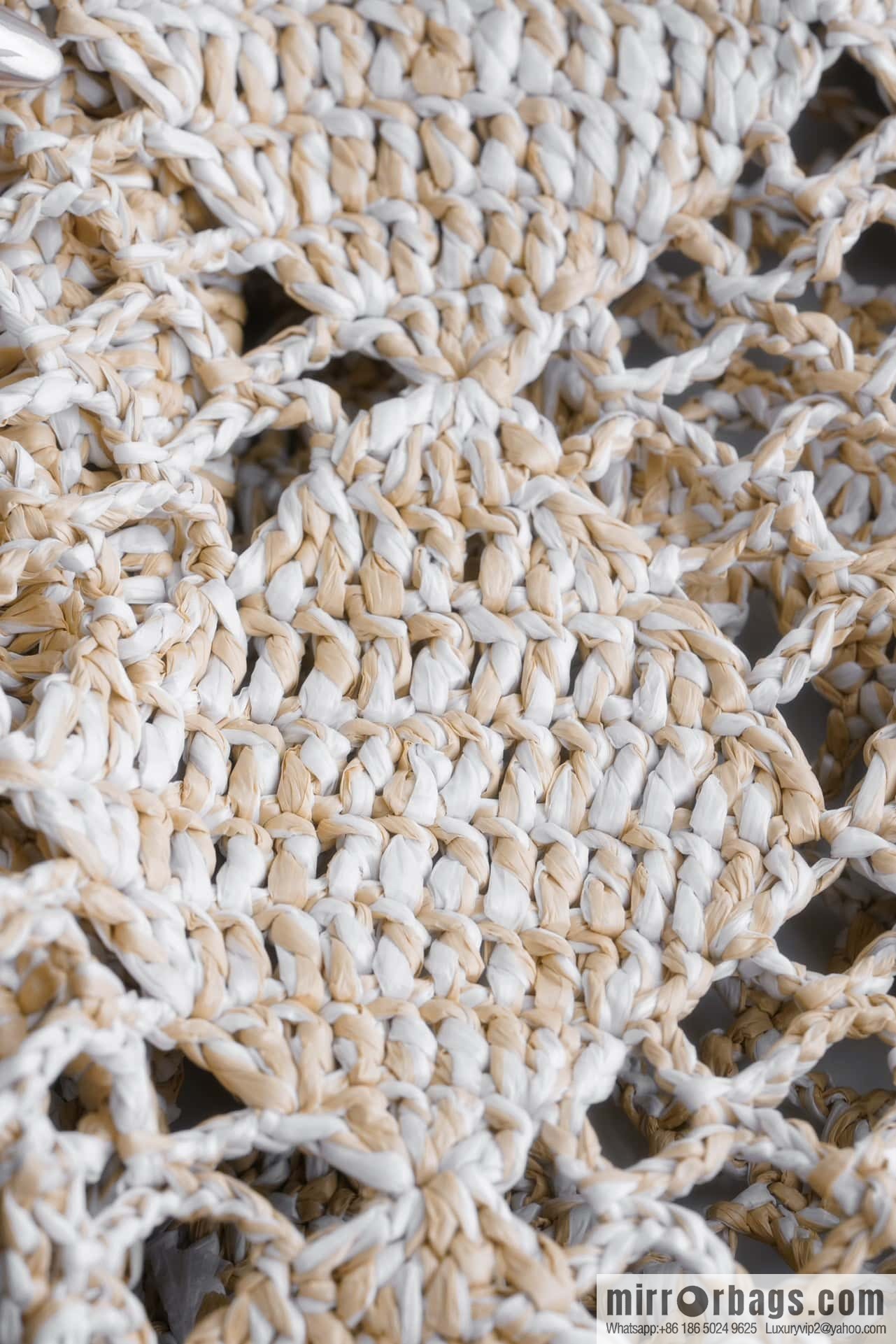 𝐂𝐡𝐚𝐧𝐞𝐥 𝟮𝟰 CoCo Beach Straw Shopping Bag 🛍️ S