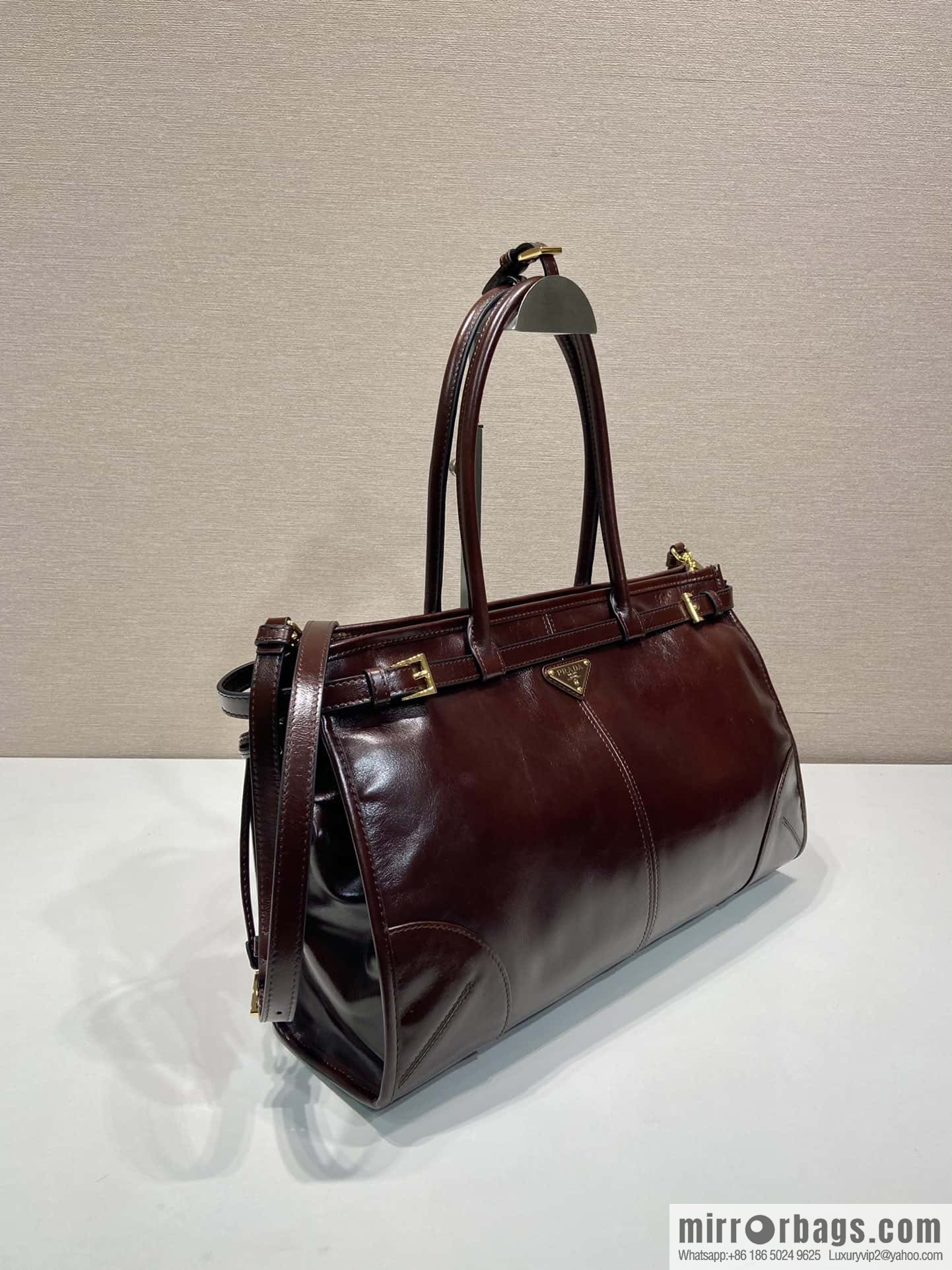 PRADA 🎉 LusSo lf oil wax leather 🎉 1BA433 large 🎉🎉 burgundy