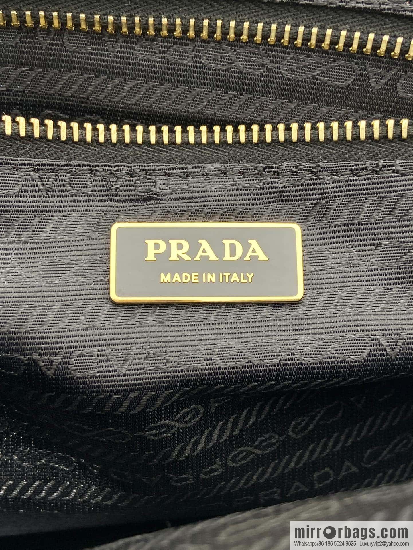 PRADA 🎉 LusSo lf oil wax leather 🎉 1BA433 large 🎉🎉 burgundy