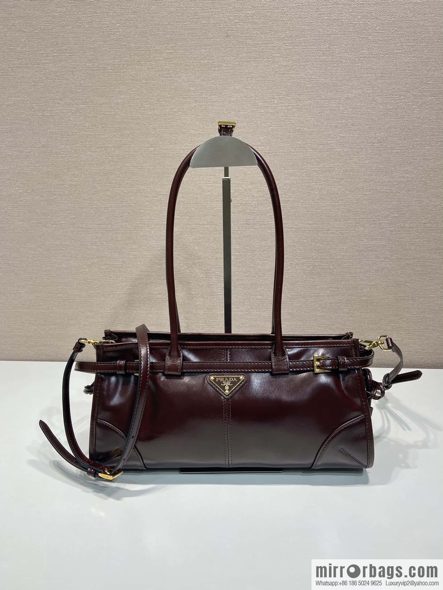 PRADA 🎉 LusSo lf oil wax leather 🎉 1BA426 small new color 🎉🎉 burgundy
