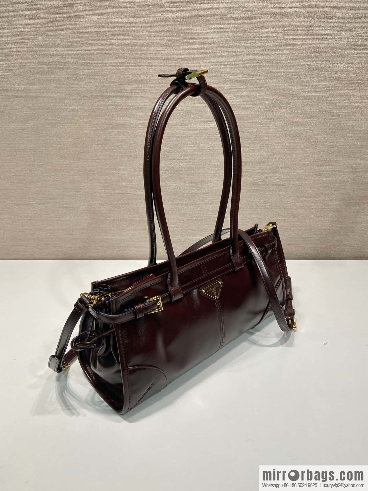 PRADA 🎉 LusSo lf oil wax leather 🎉 1BA426 small new color 🎉🎉 burgundy