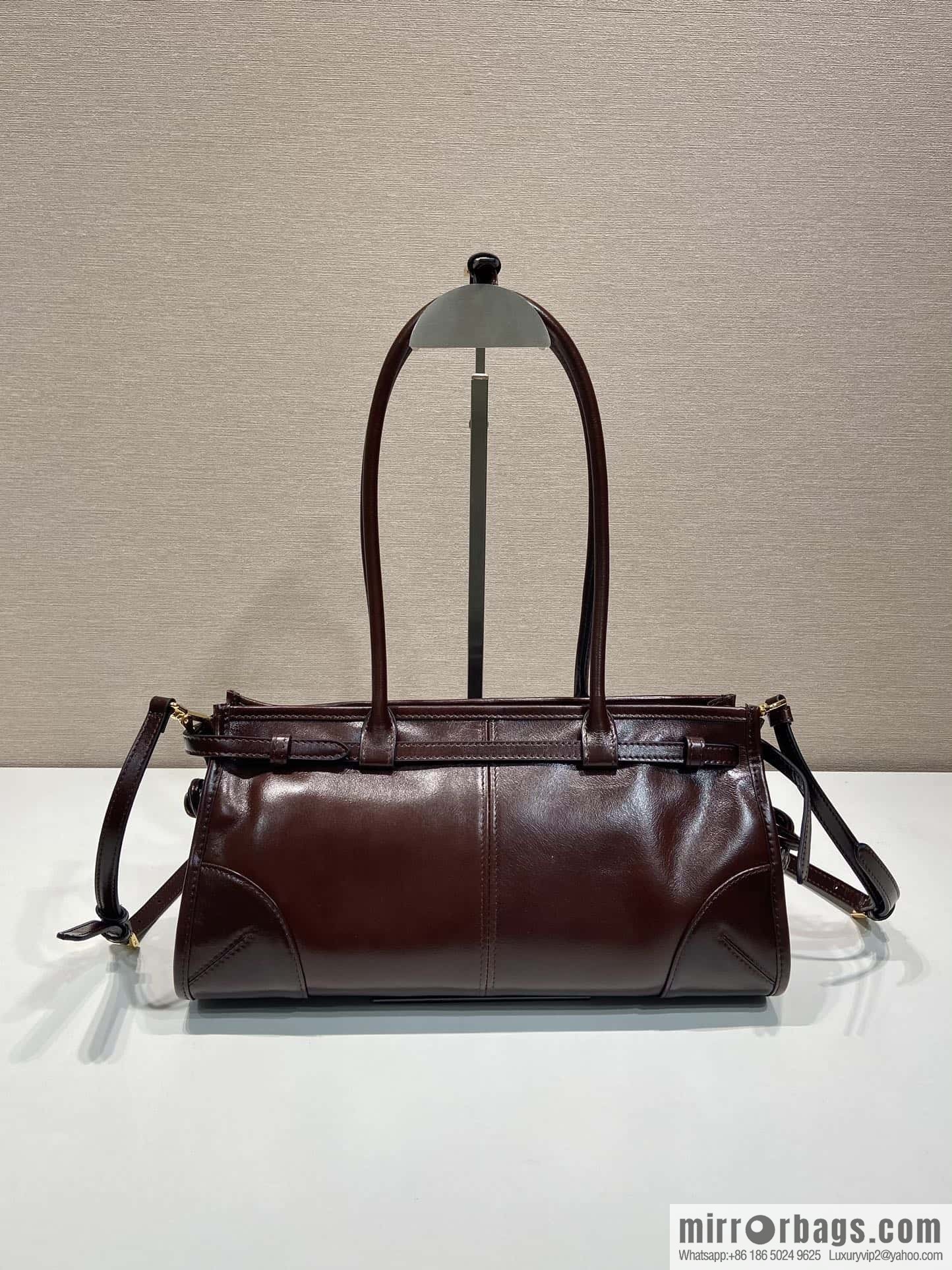 PRADA 🎉 LusSo lf oil wax leather 🎉 1BA426 small new color 🎉🎉 burgundy