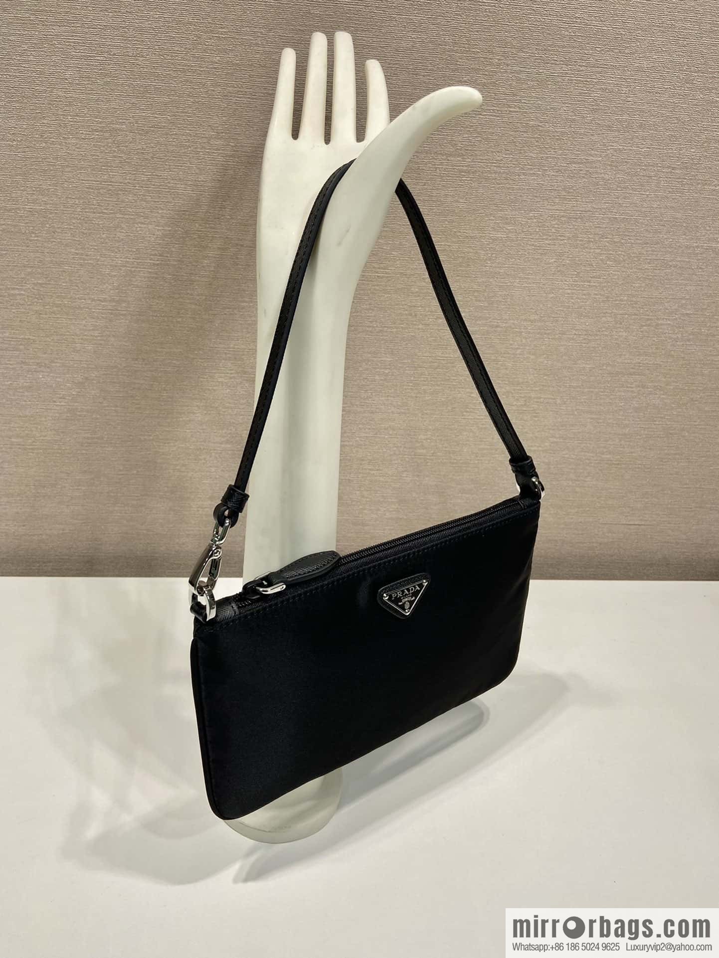 PRADA 🎉 new armpit bag 🎉 1NI545 🎉🎉 black