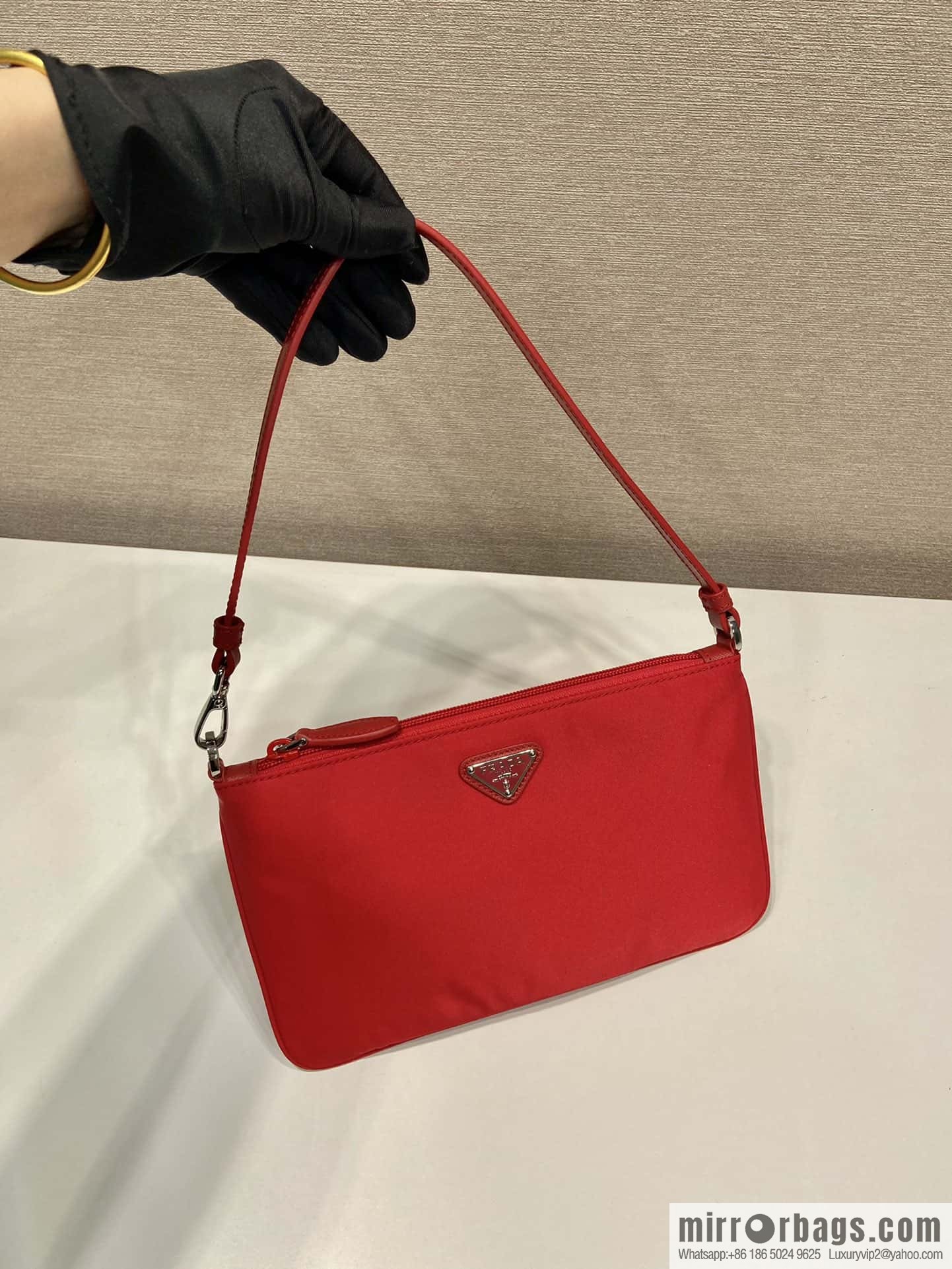 PRADA 🎉 new armpit bag 🎉 1NI545 🎉🎉 red