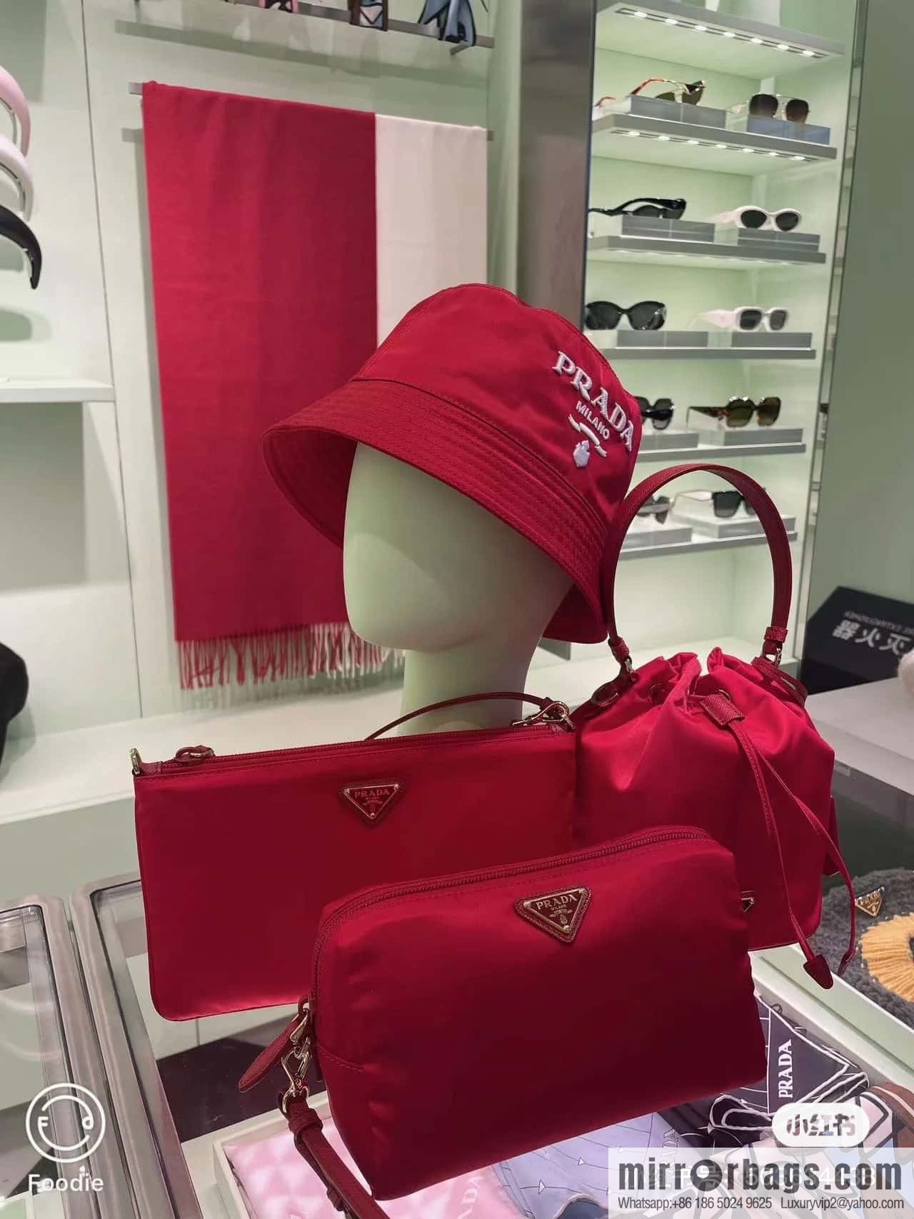 PRADA new armpit bag 🎉🎉 1NI545/K gold new 🎉🎉 red
