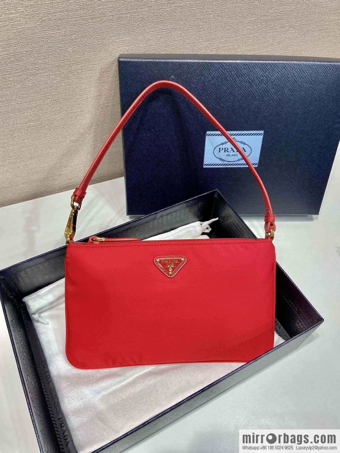 PRADA new armpit bag 🎉🎉 1NI545/K gold new 🎉🎉 red