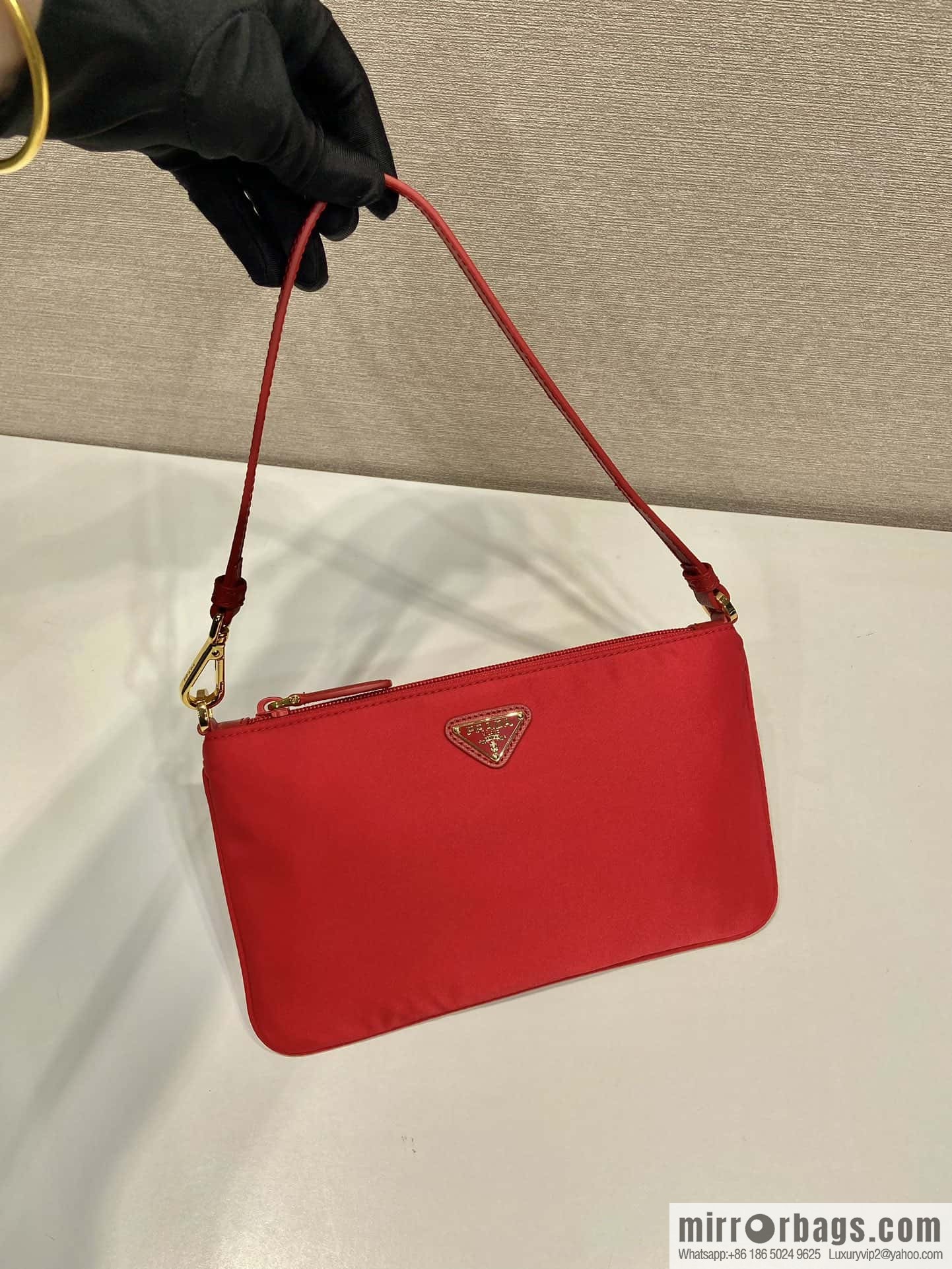 PRADA new armpit bag 🎉🎉 1NI545/K gold new 🎉🎉 red