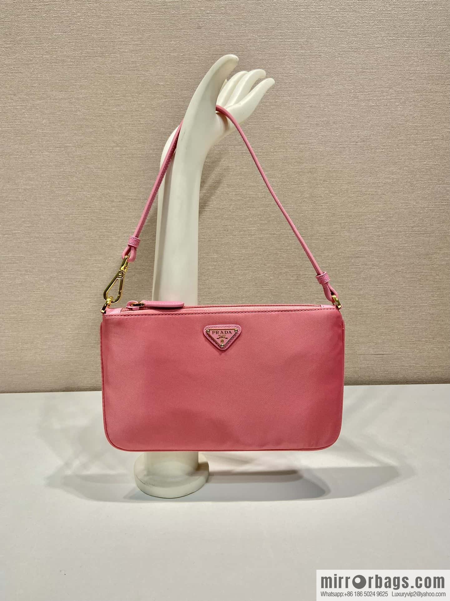 PRADA new armpit bag 🎉🎉 1NI545/K gold new 🎉🎉 pink