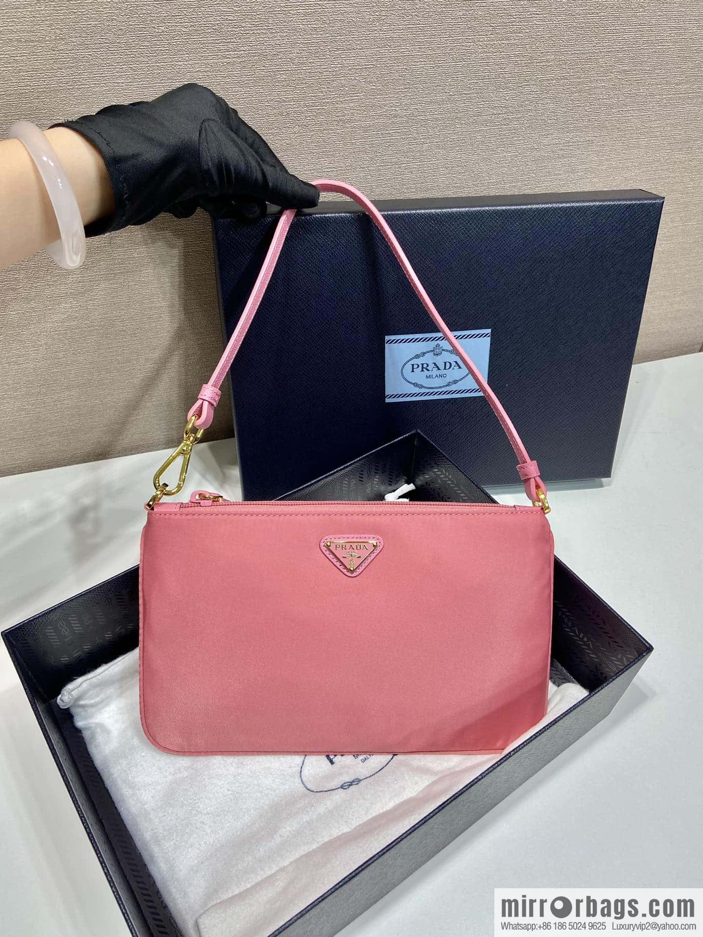 PRADA new armpit bag 🎉🎉 1NI545/K gold new 🎉🎉 pink