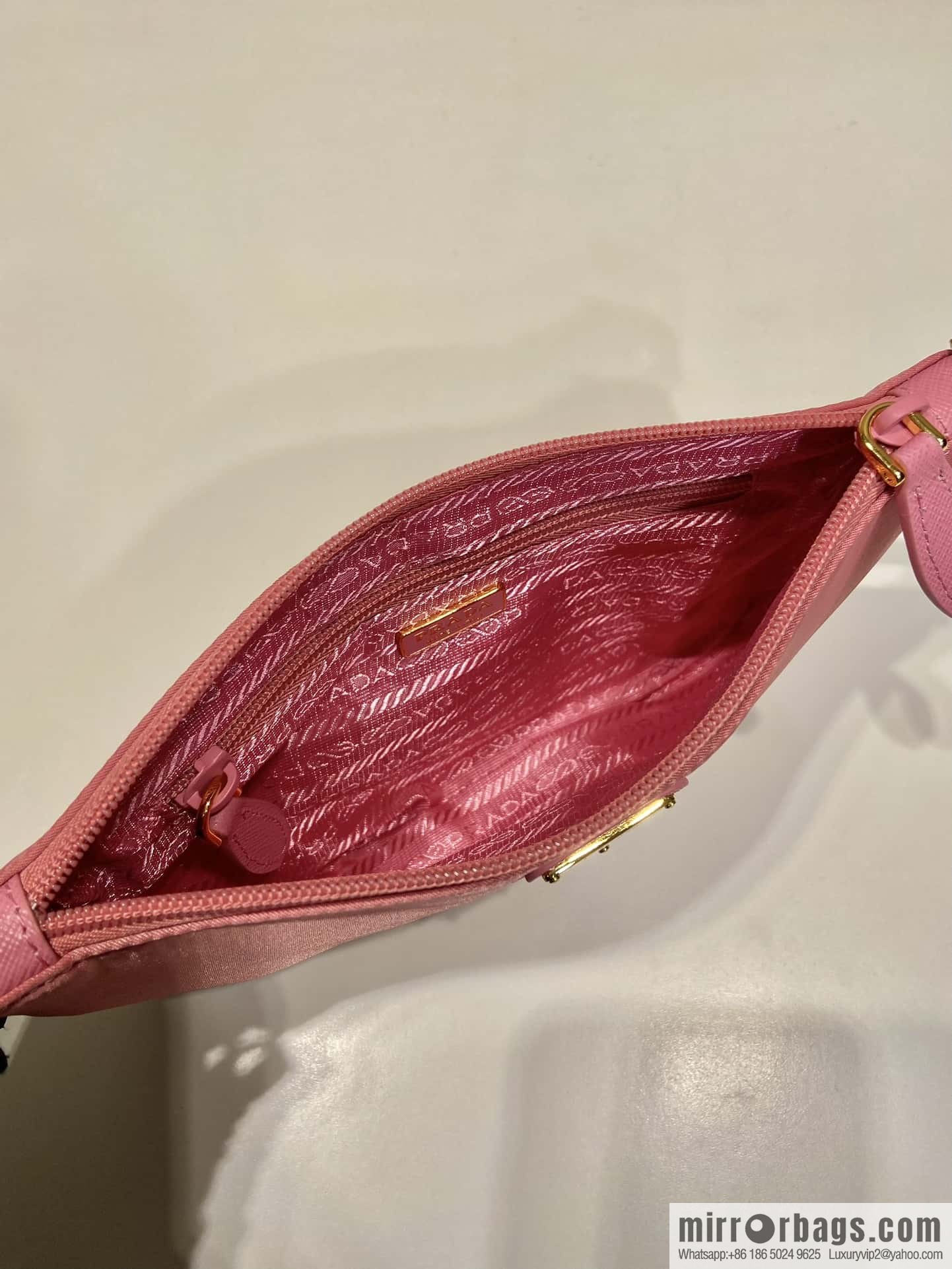 PRADA new armpit bag 🎉🎉 1NI545/K gold new 🎉🎉 pink