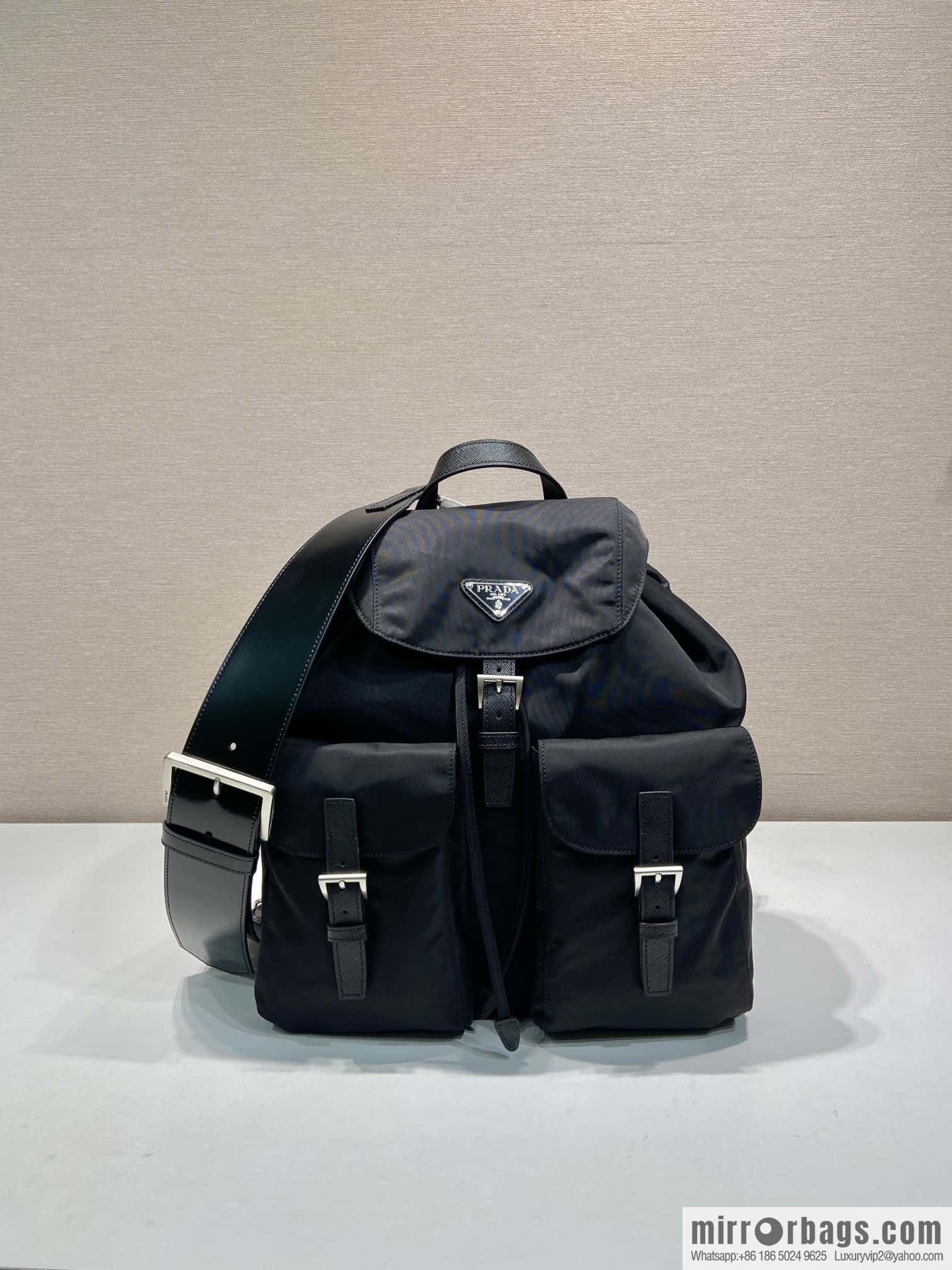 PRADA 🎉 new backpack 🎉 2VZ110 bright shoulder back🎉🎉