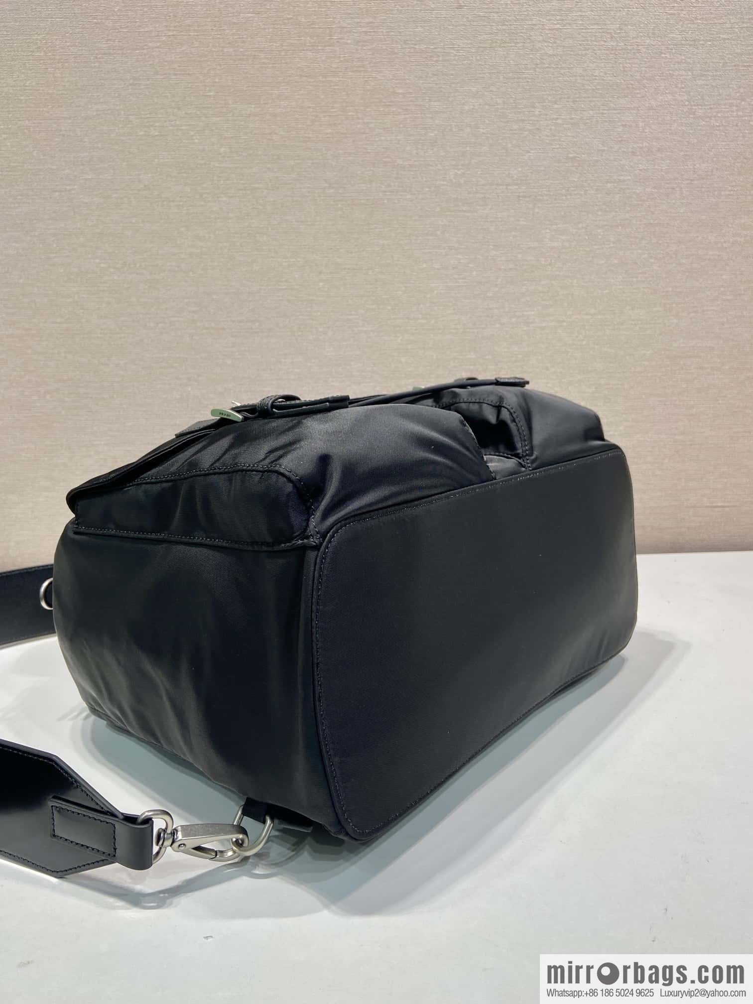 PRADA 🎉 new backpack 🎉 2VZ110 bright shoulder back🎉🎉