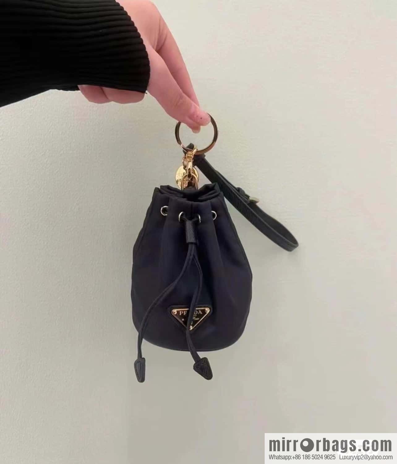 PRADA 🎉 mini bucket bag 🎉 1TT202 new 🎉🎉 black