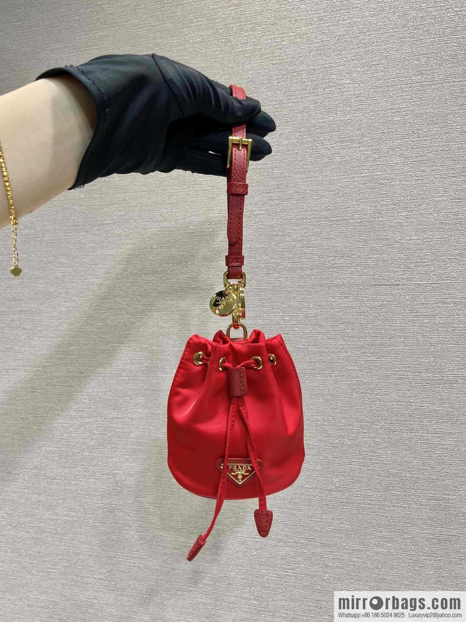 PRADA 🎉 mini bucket bag 🎉 1TT202 new 🎉🎉 red