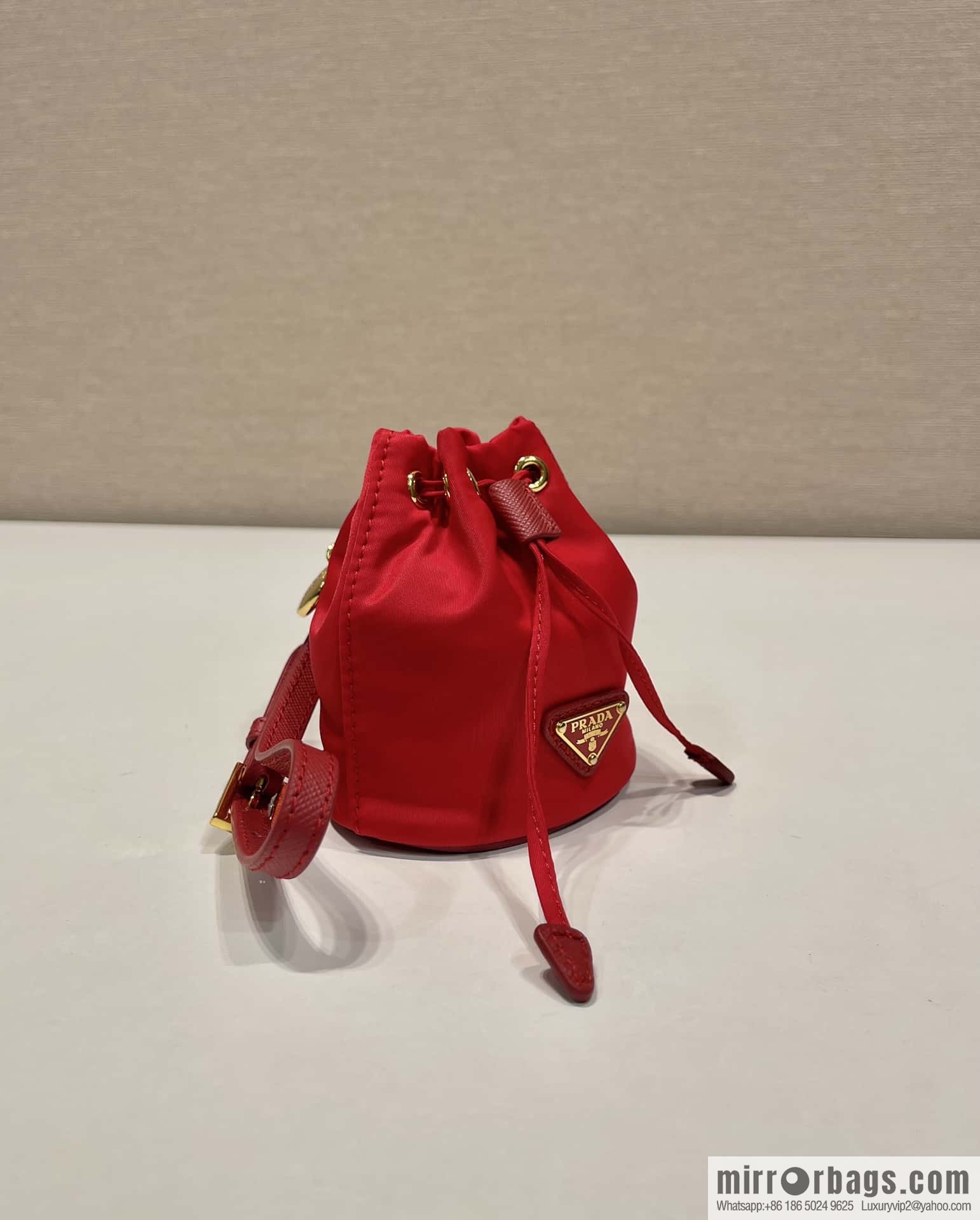 PRADA 🎉 mini bucket bag 🎉 1TT202 new 🎉🎉 red
