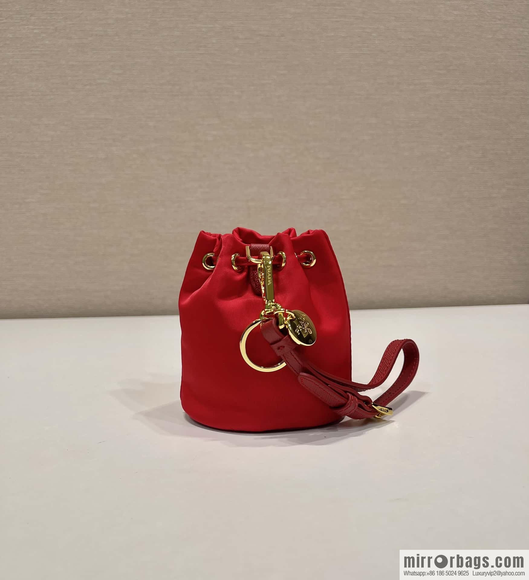 PRADA 🎉 mini bucket bag 🎉 1TT202 new 🎉🎉 red