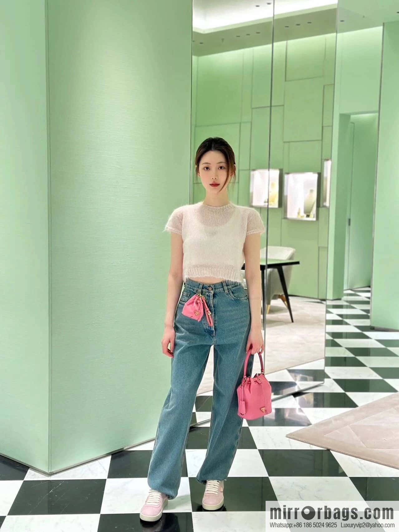 PRADA 🎉 mini bucket bag 🎉 1TT202 new 🎉🎉 pink