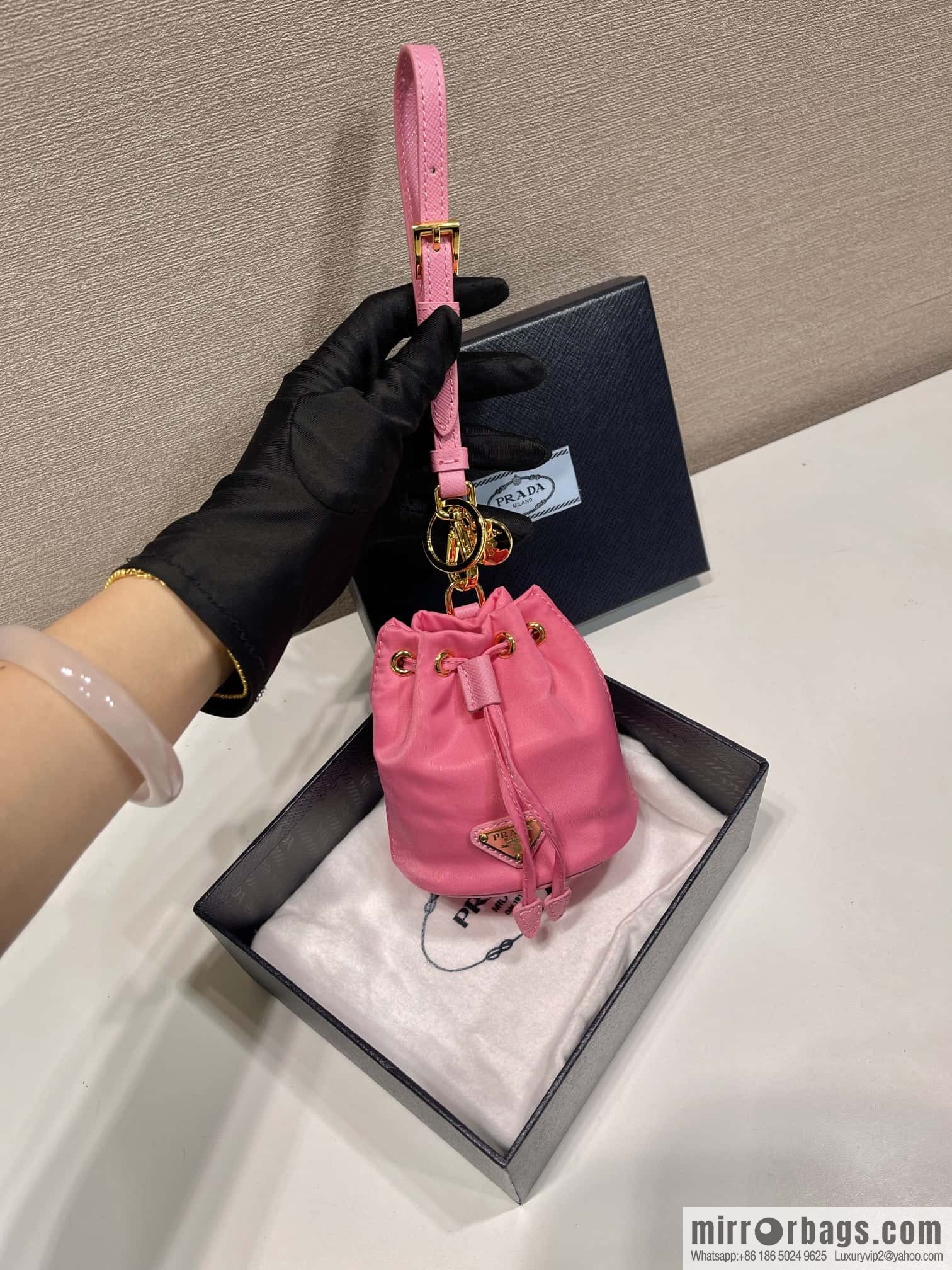 PRADA 🎉 mini bucket bag 🎉 1TT202 new 🎉🎉 pink
