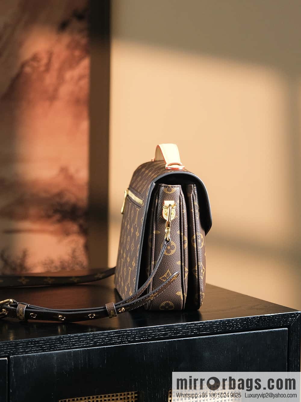 LV 𝐏𝐎𝐂𝐇𝐄𝐓𝐓𝐄 𝐌𝐄𝐓𝐈𝐒 chip rhombus code messenger bag series M44875