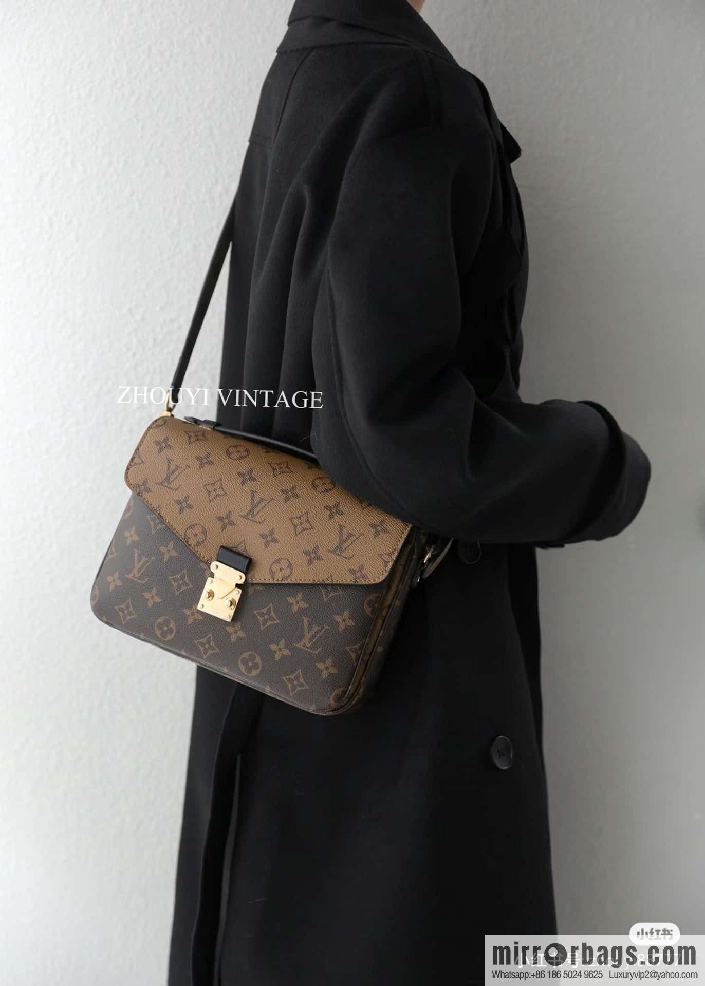 LV ππππππππ πππππ chip rhombus code messenger bag series M44876