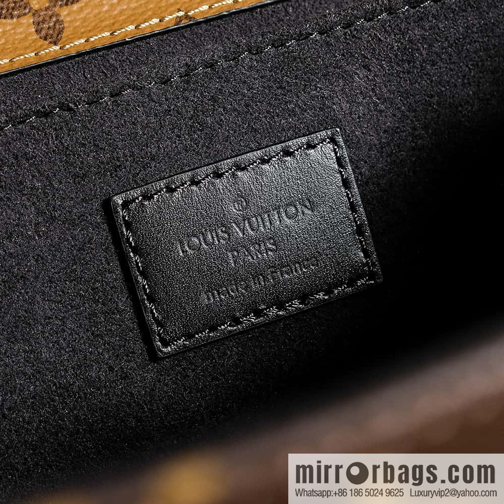 LV ππππππππ πππππ chip rhombus code messenger bag series M44876