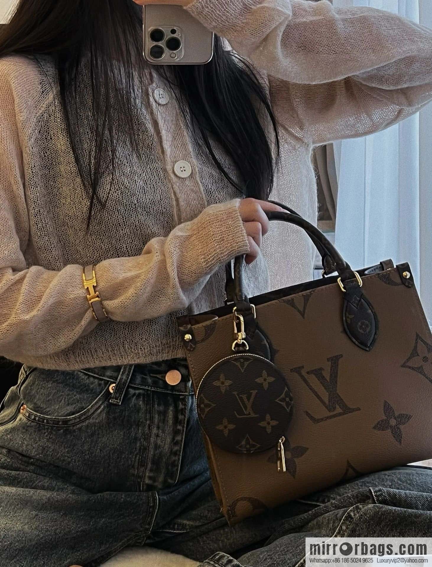 LV 𝐎𝐍𝐓𝐇𝐄𝐆𝐎 chip diamond beating code small series M46373