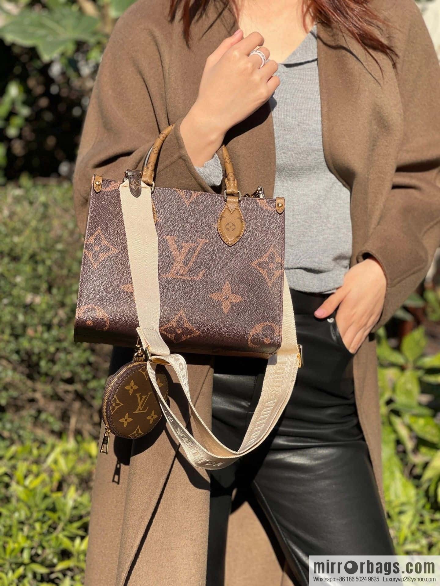 LV 𝐎𝐍𝐓𝐇𝐄𝐆𝐎 chip diamond beating code small series M46373